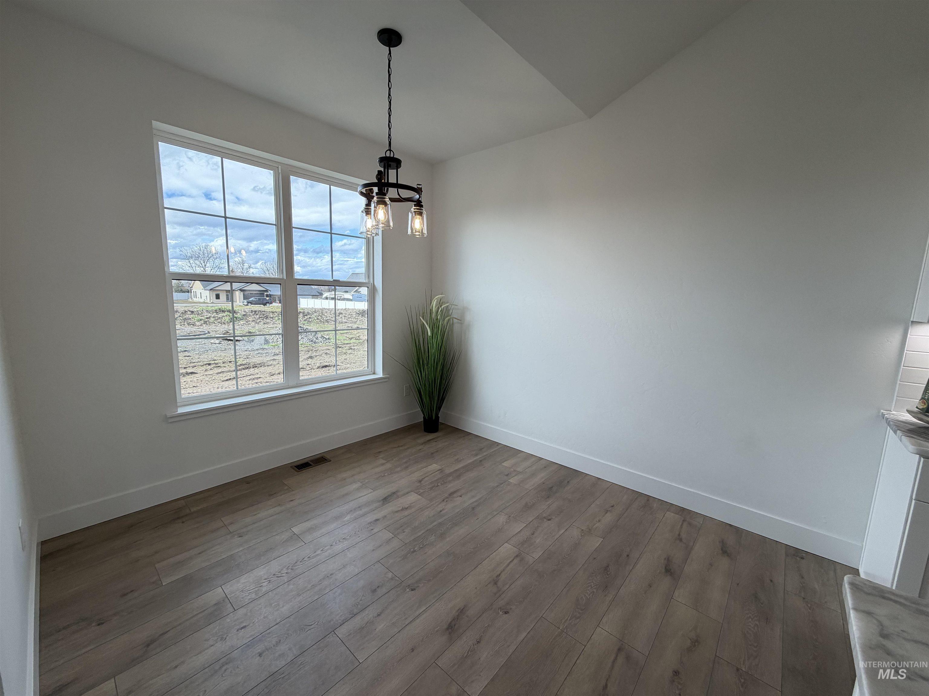 property viewer photo 19