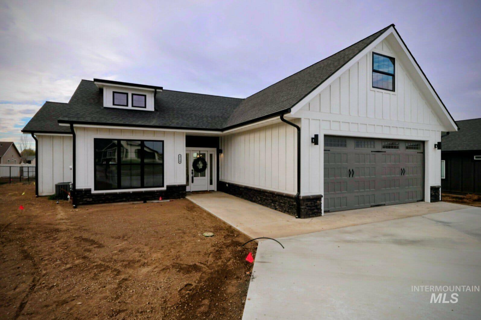 property viewer photo 2