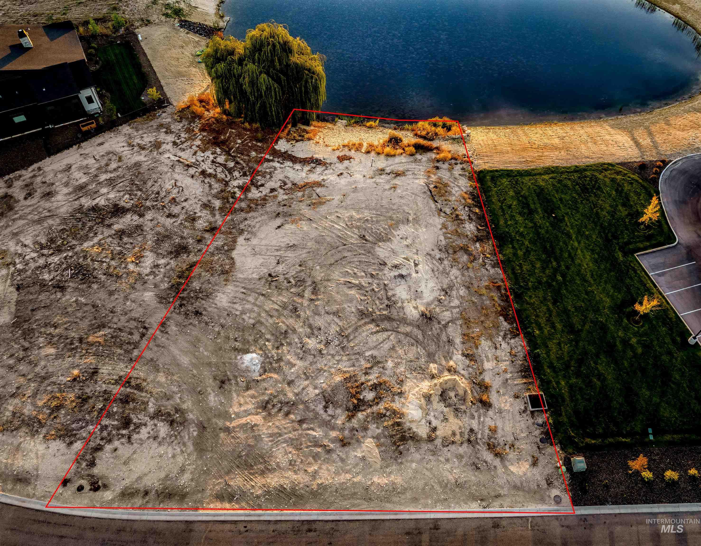 main property photo 8