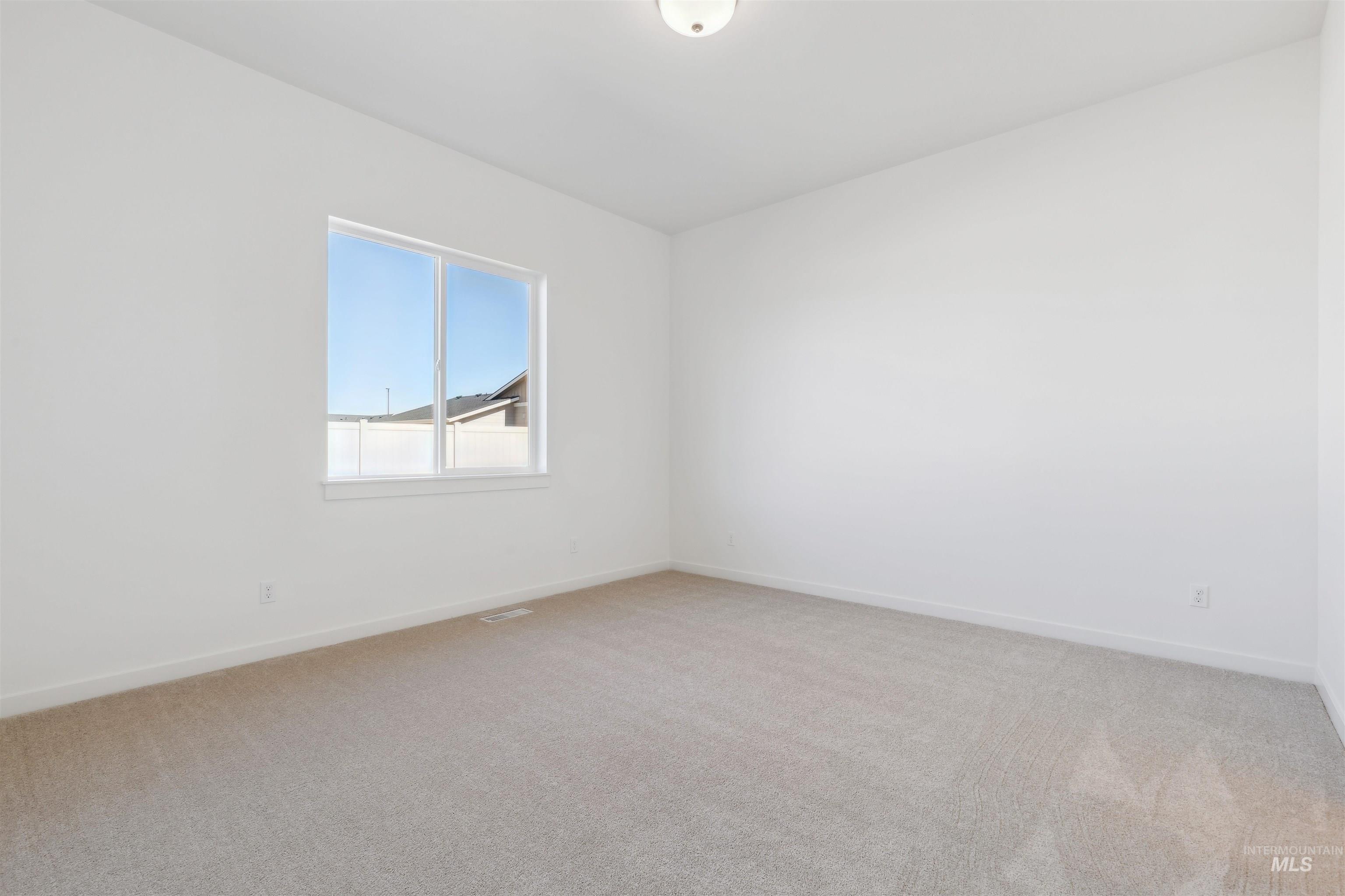property viewer photo 15