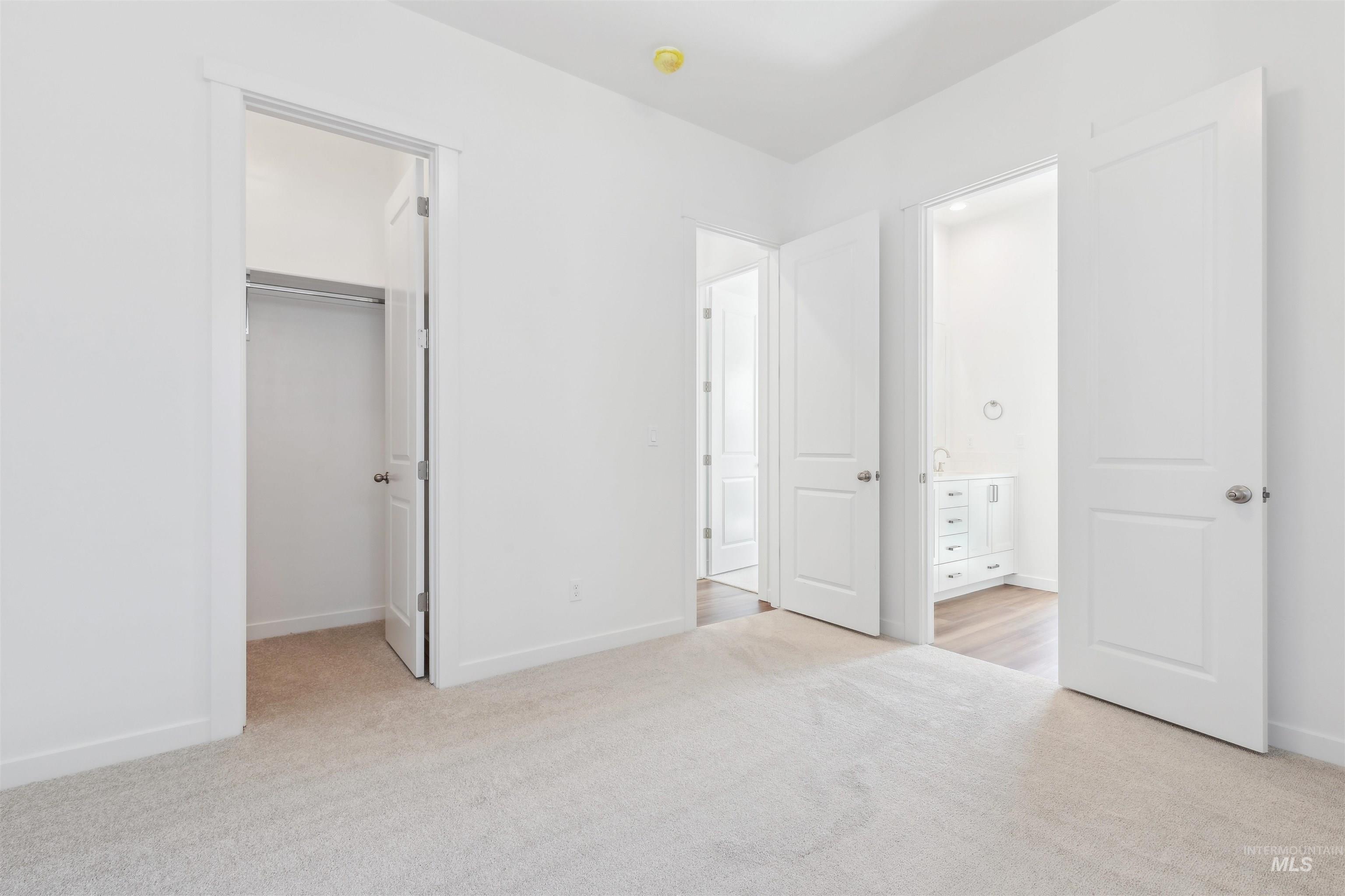property viewer photo 23