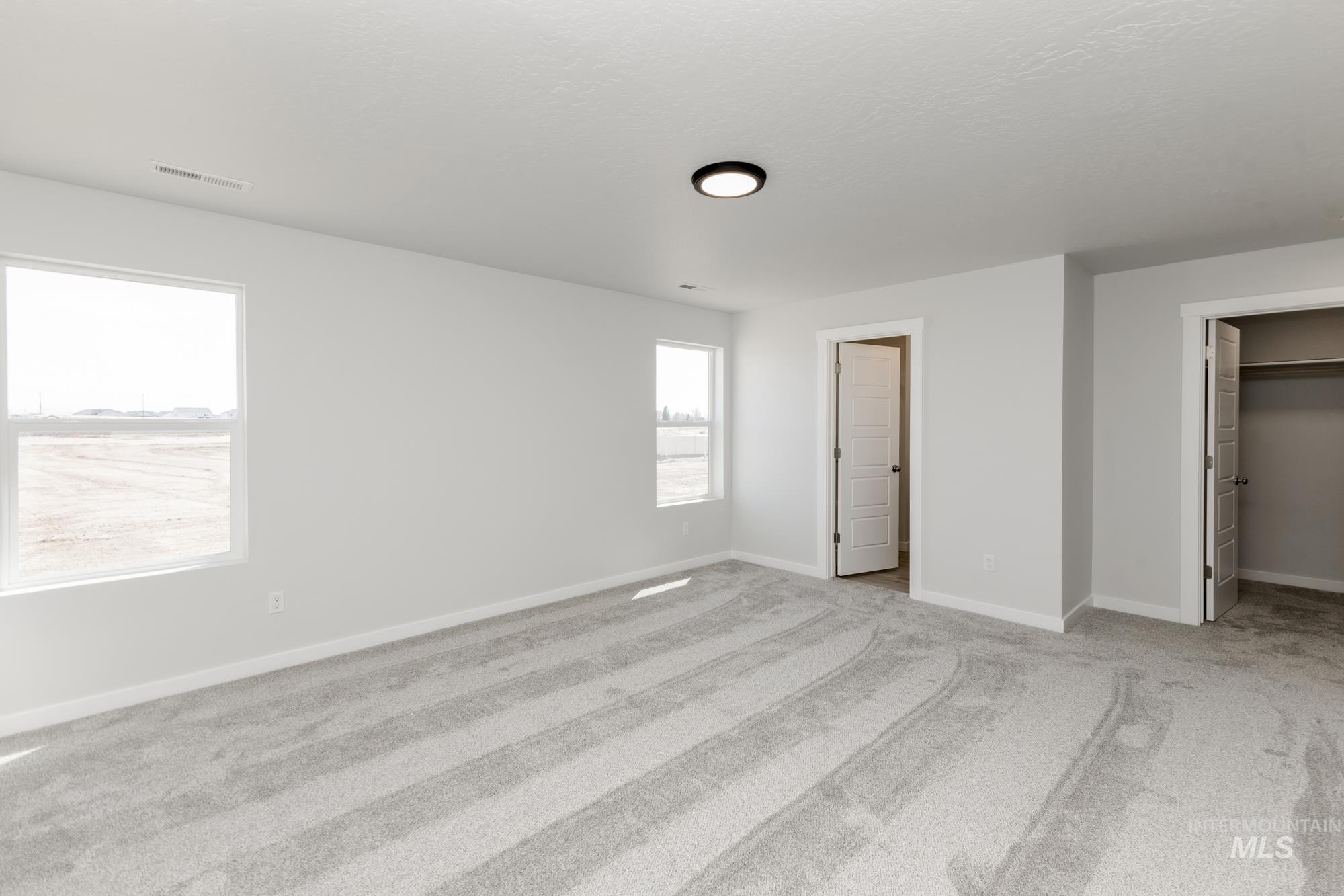 property viewer photo 16