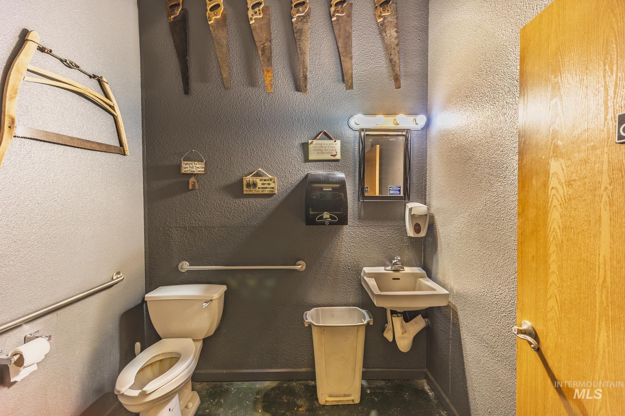 main property photo 21