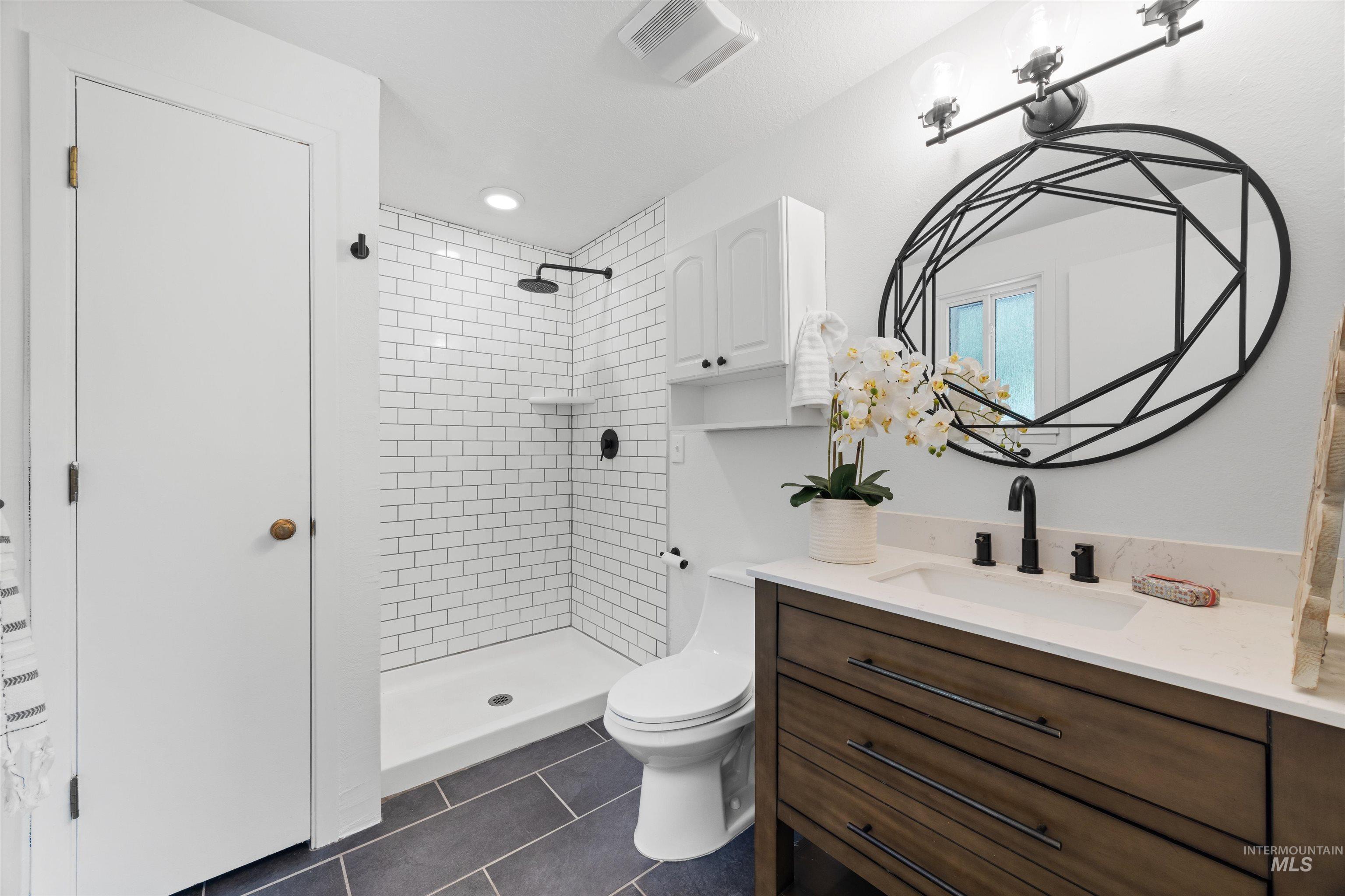 property viewer photo 16