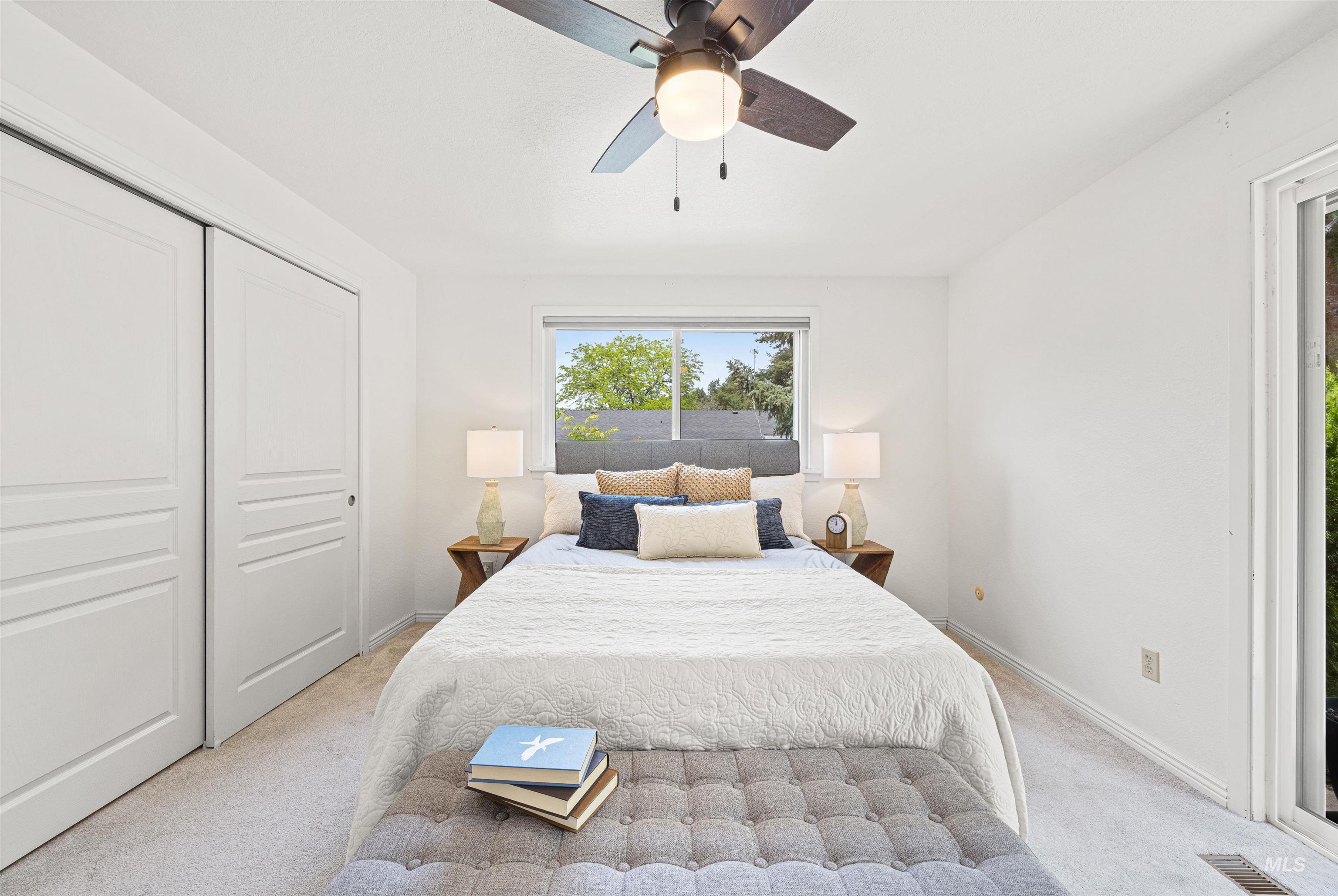 property viewer photo 17