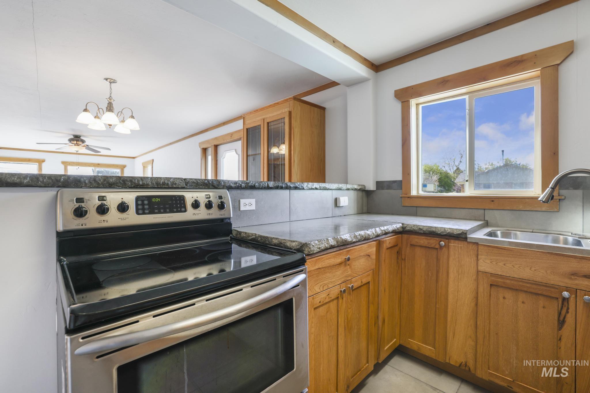 property viewer photo 7