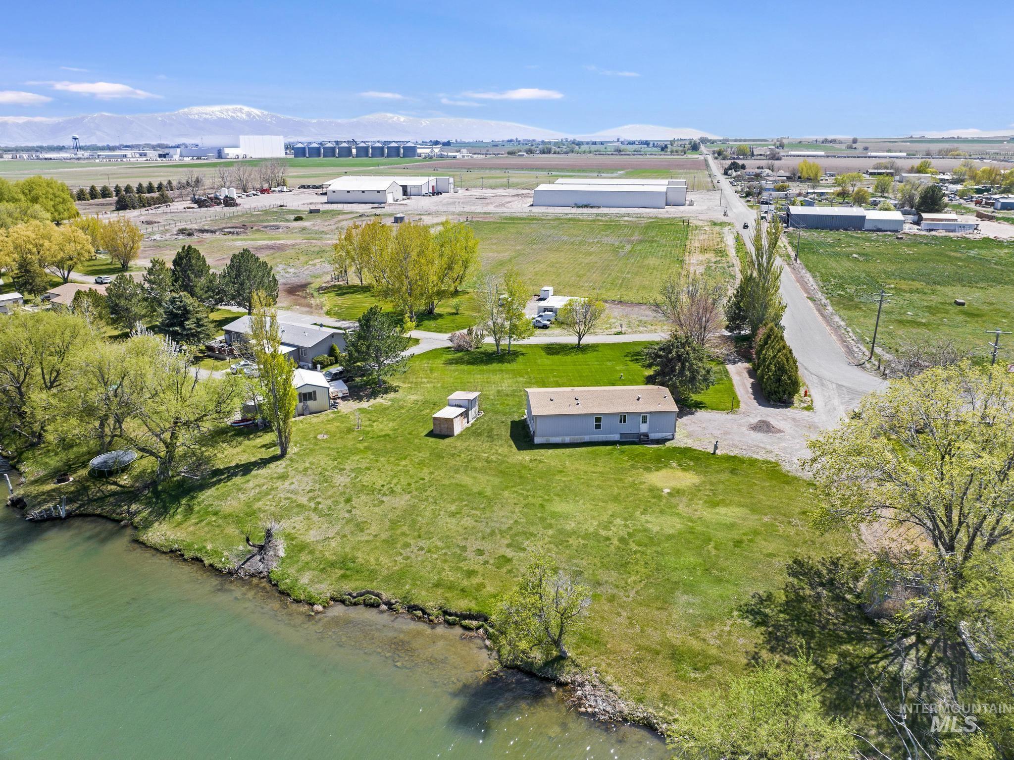 main property photo 19