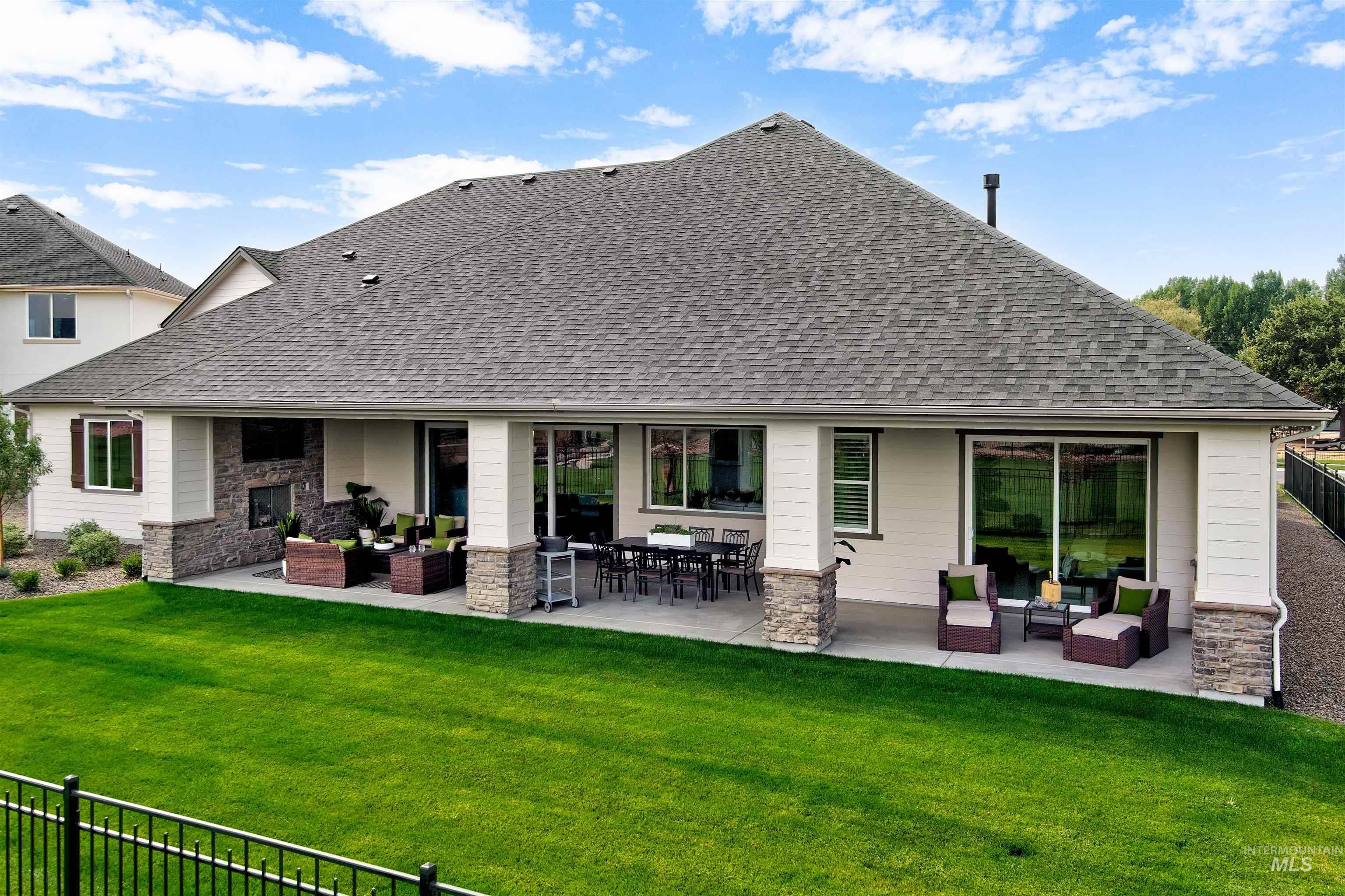 property viewer photo 43