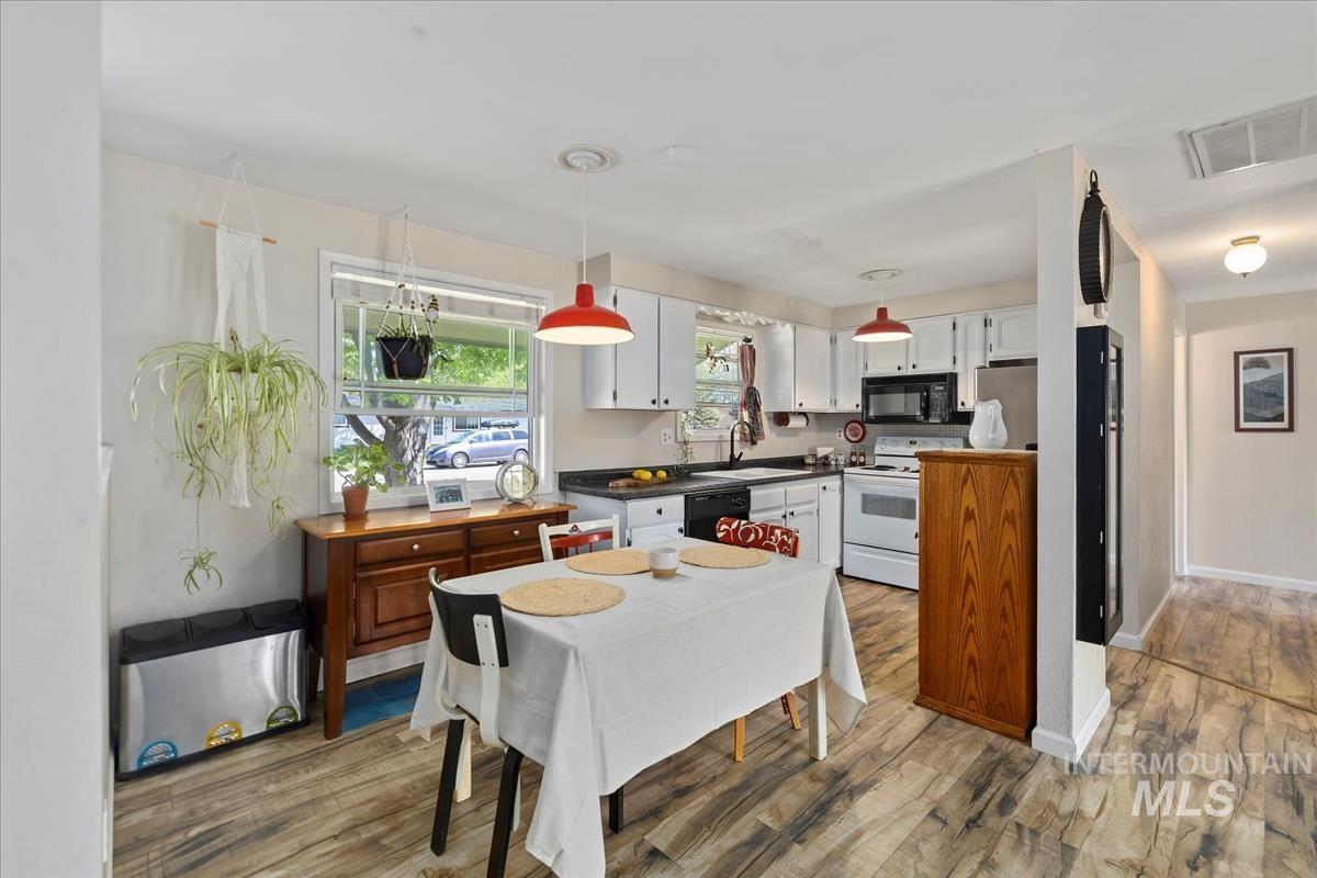 property viewer photo 17
