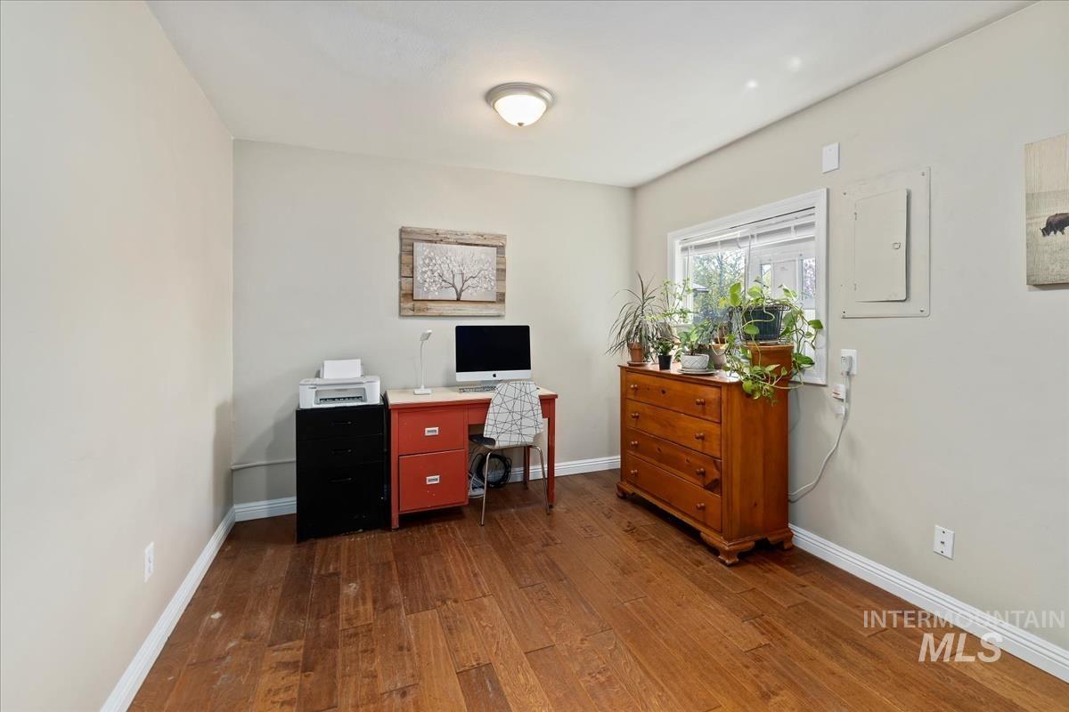 property viewer photo 18