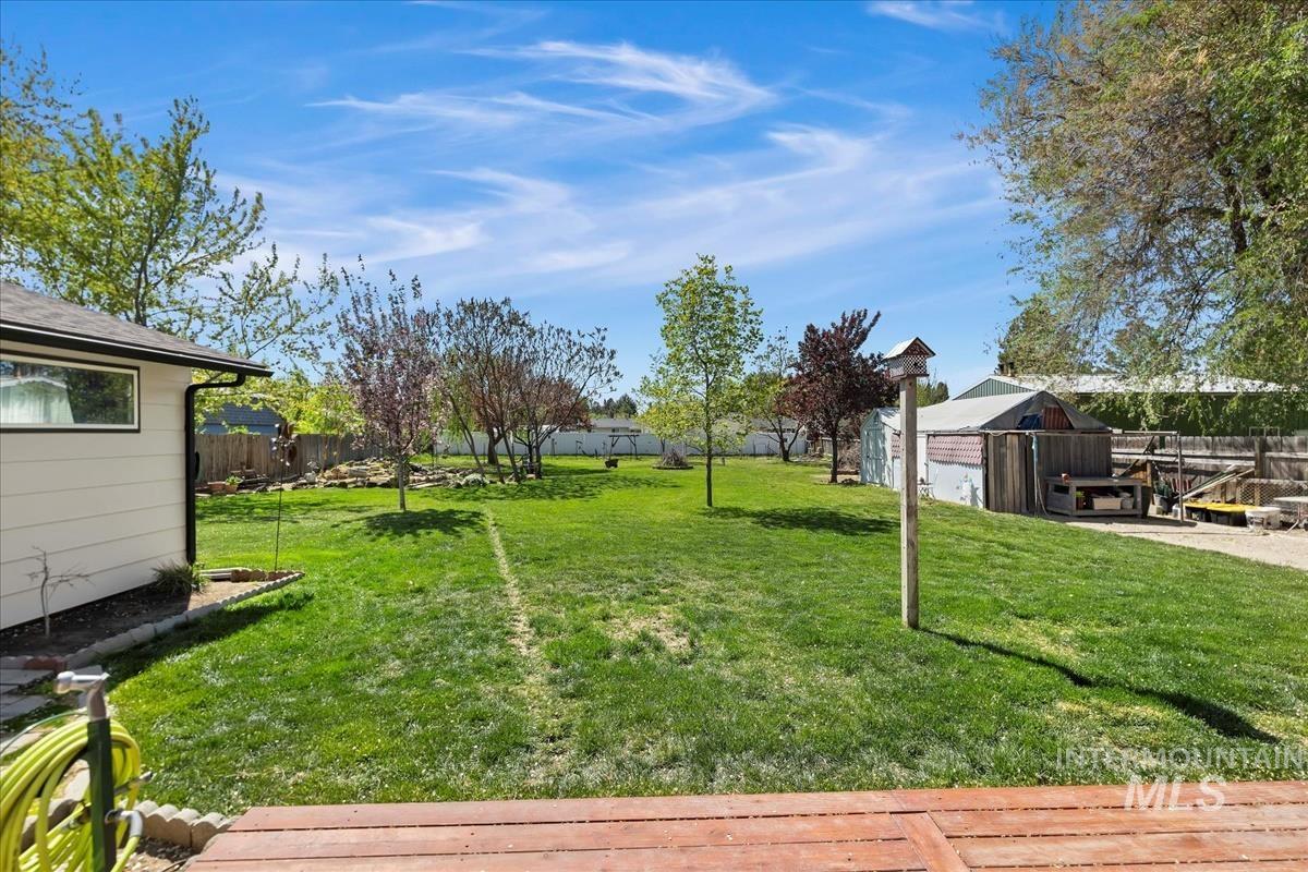 property viewer photo 23