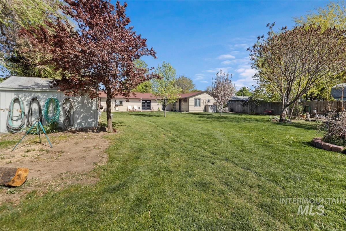 property viewer photo 24