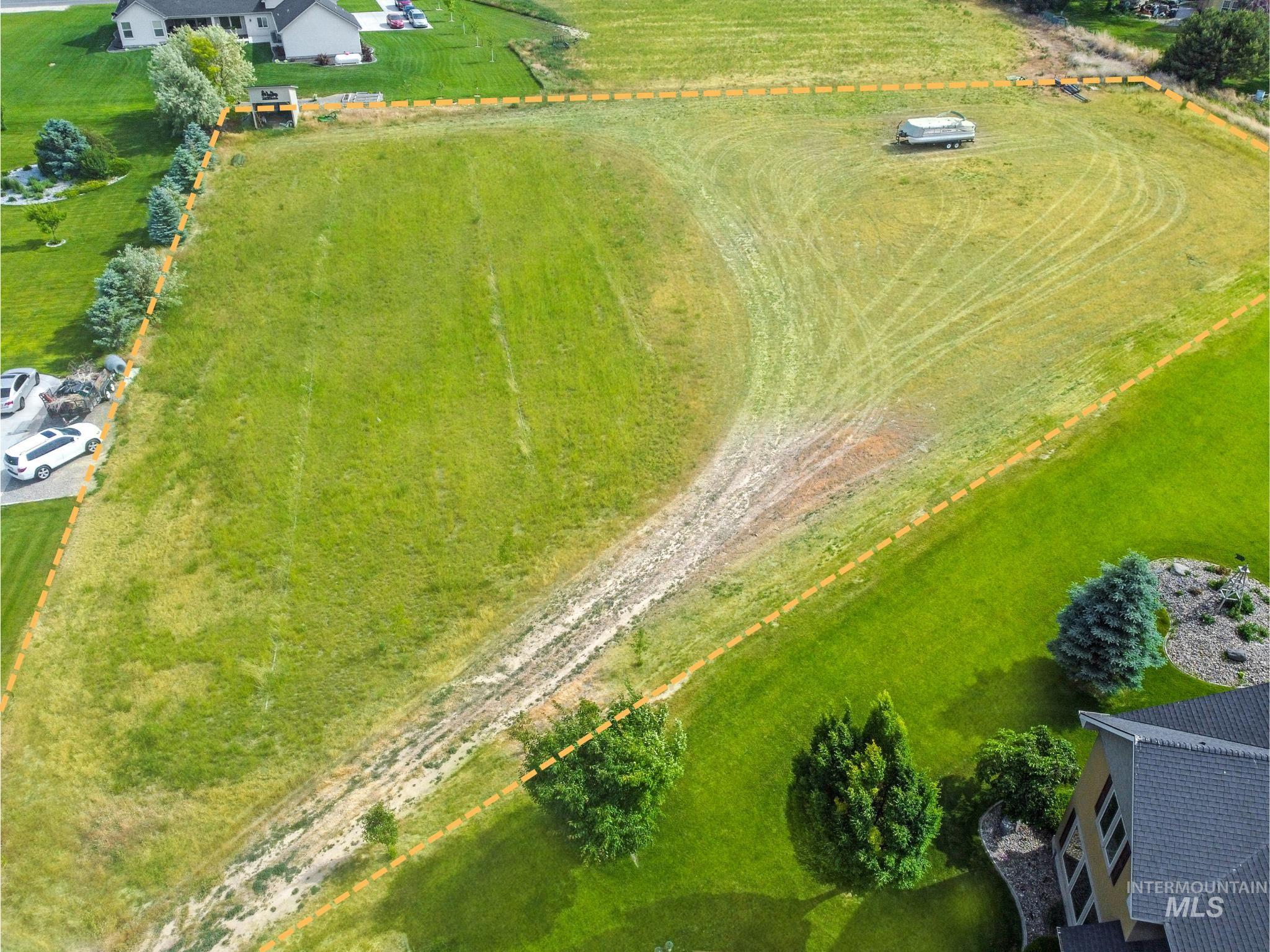 main property photo 13