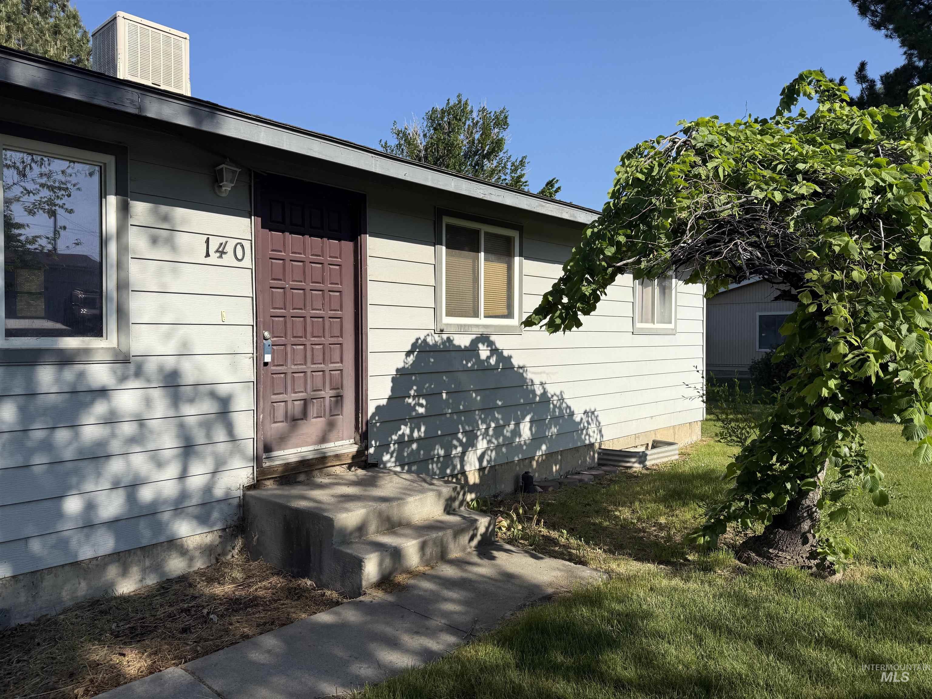 main property photo 0