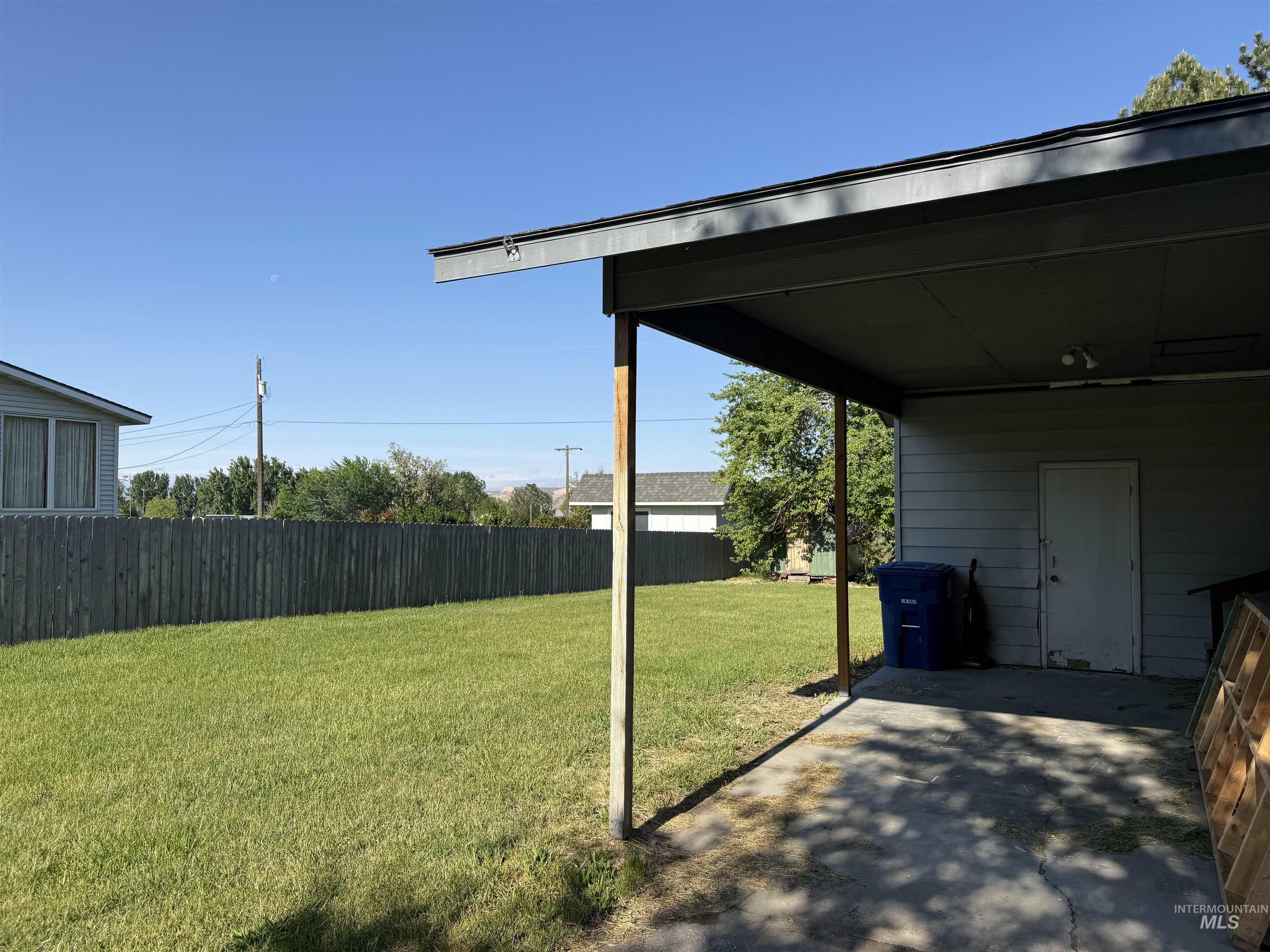 property viewer photo 1