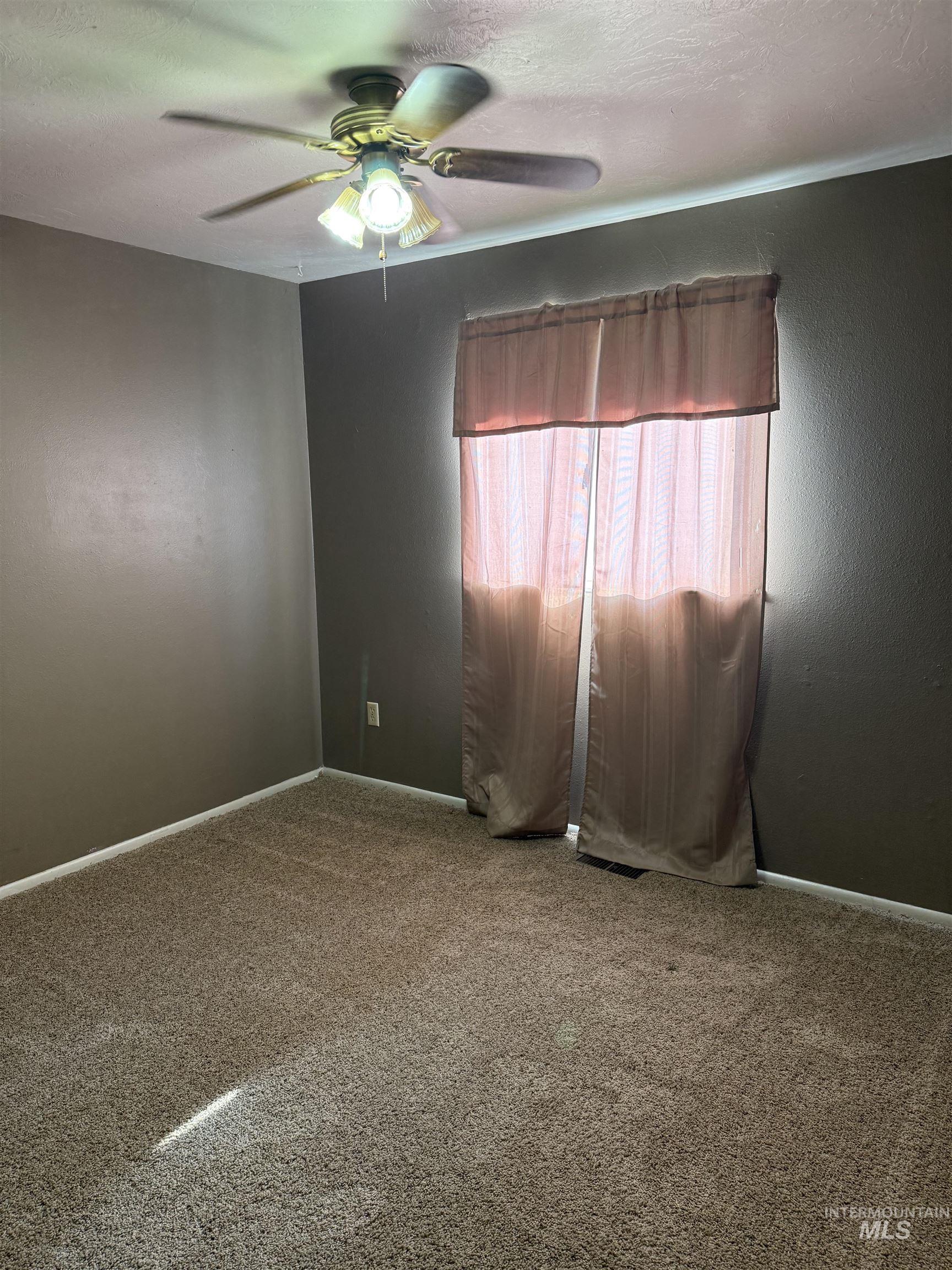 property viewer photo 14
