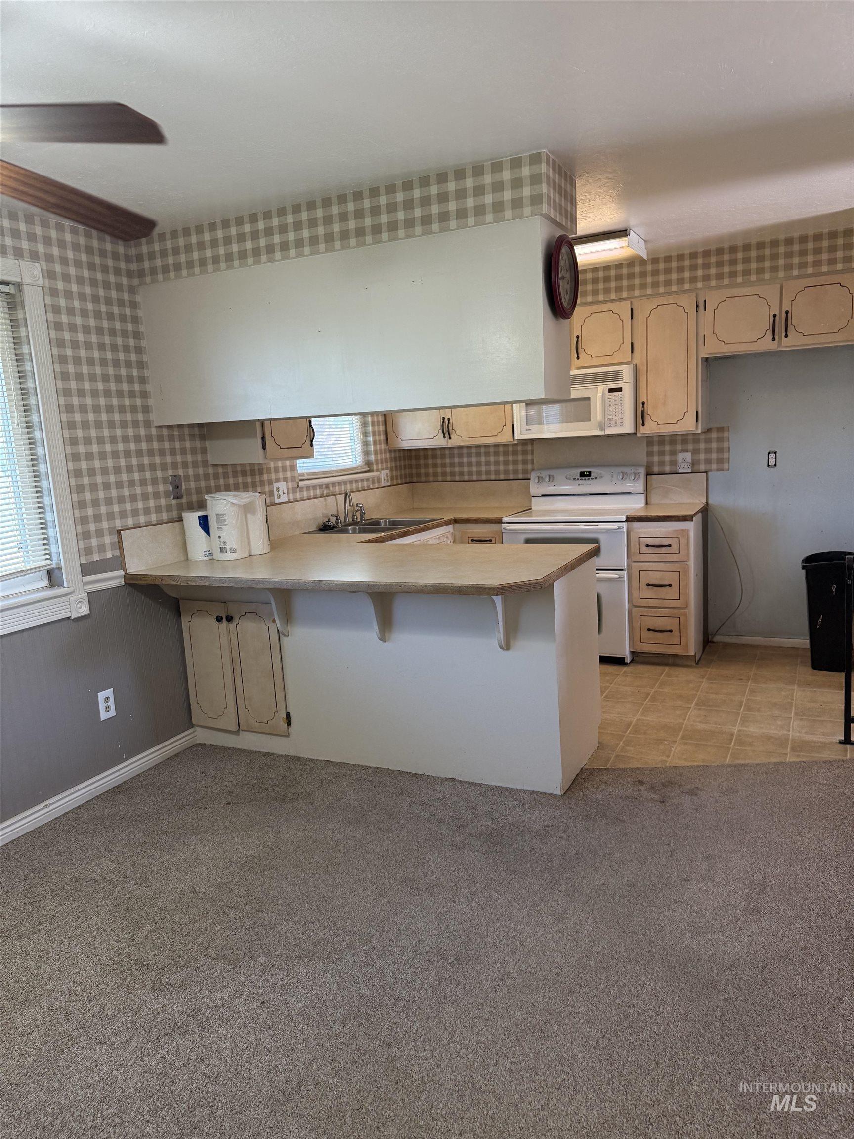 property viewer photo 8