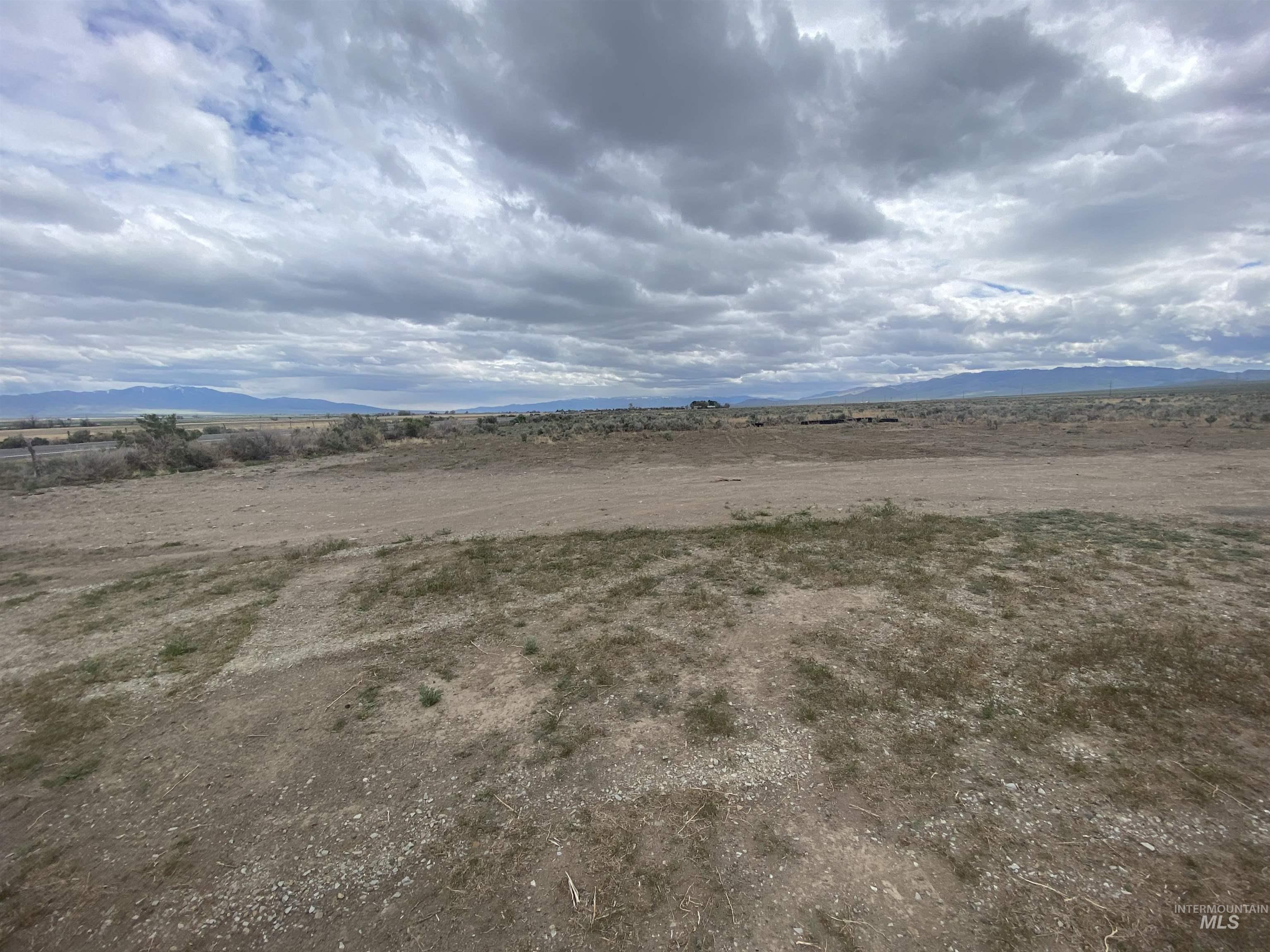 main property photo 12