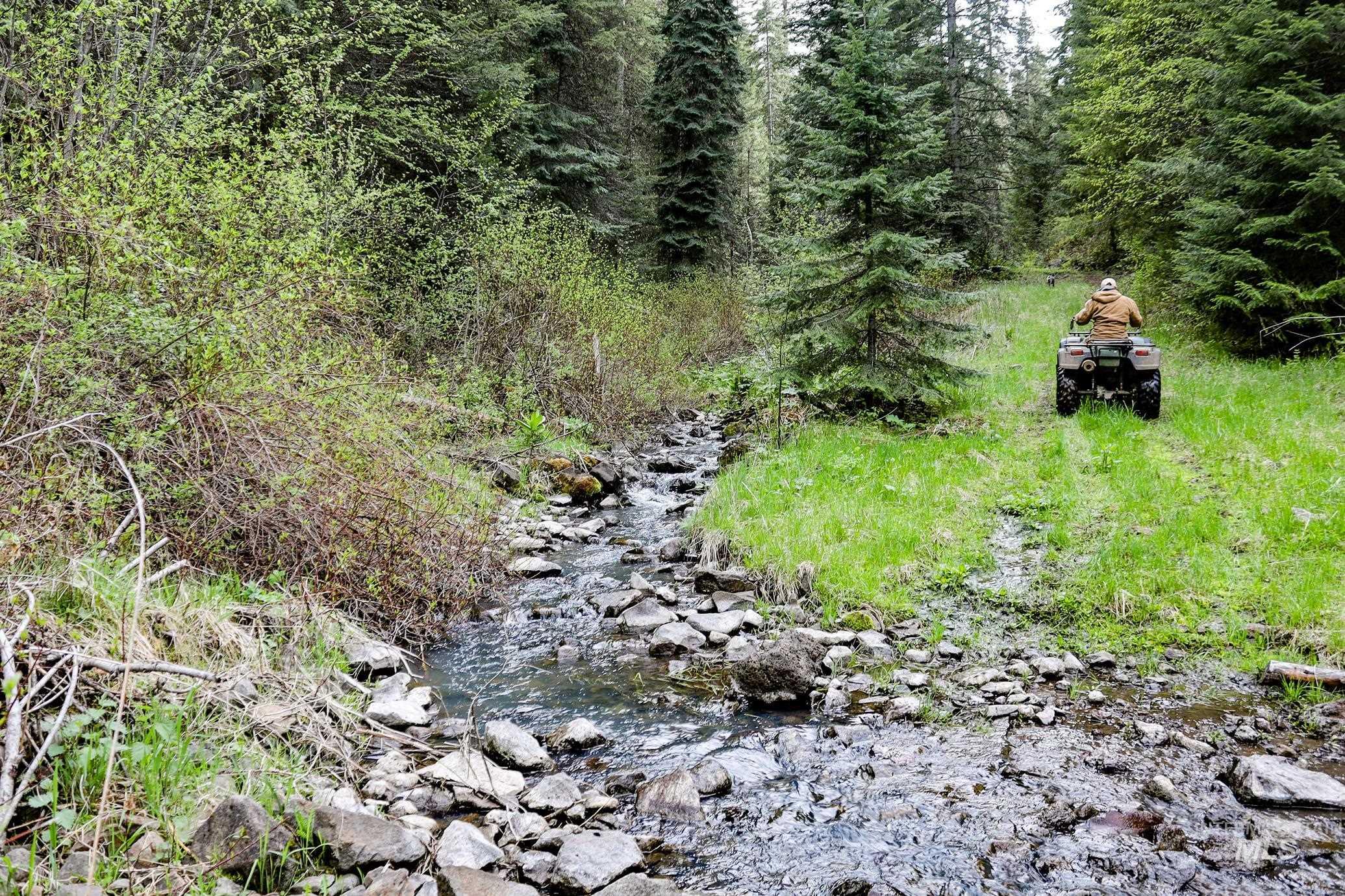 main property photo 22