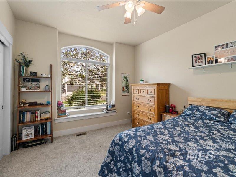 property viewer photo 32