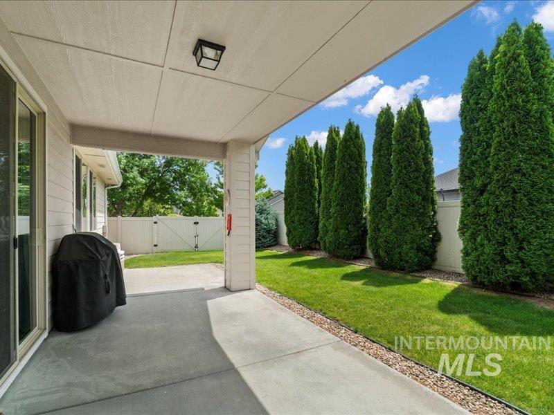property viewer photo 42