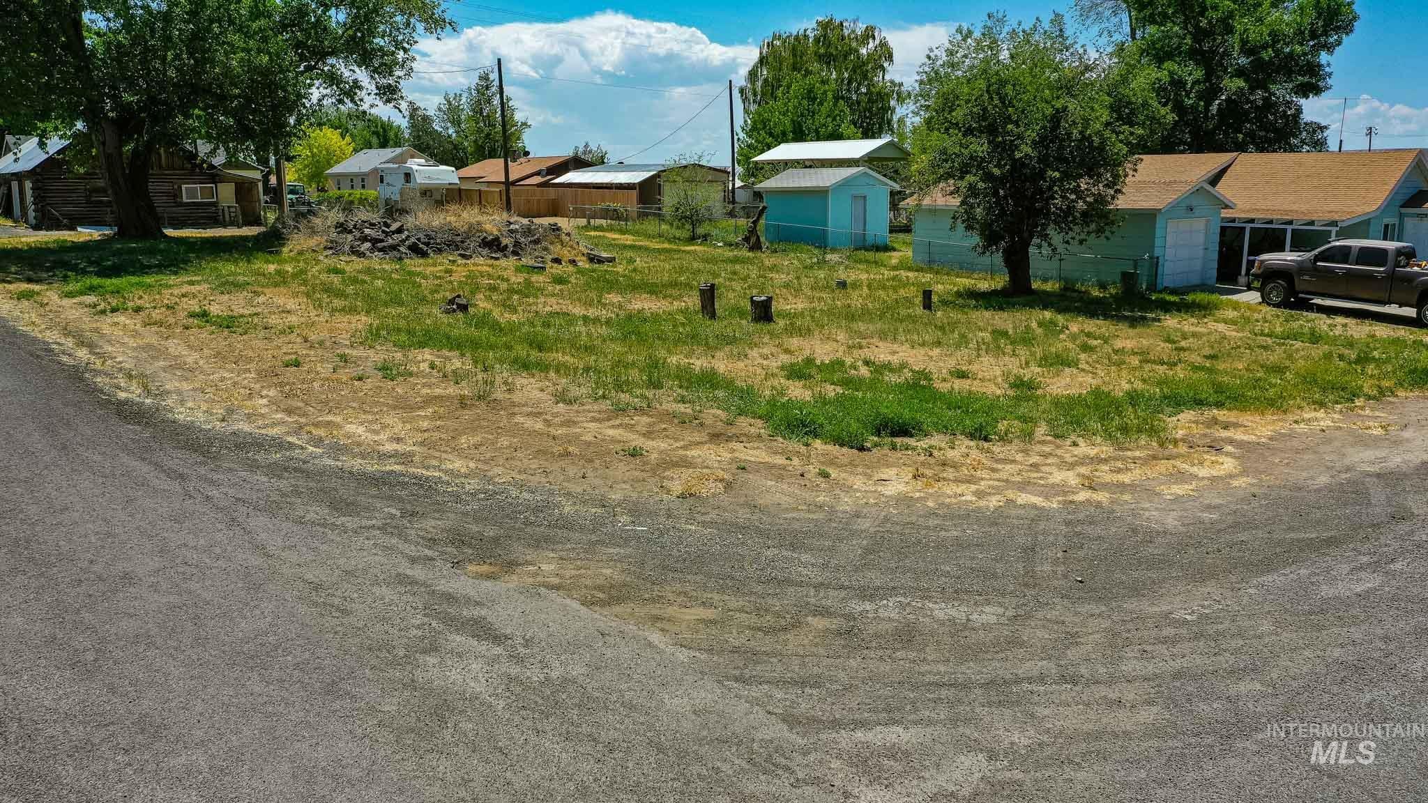 main property photo 8