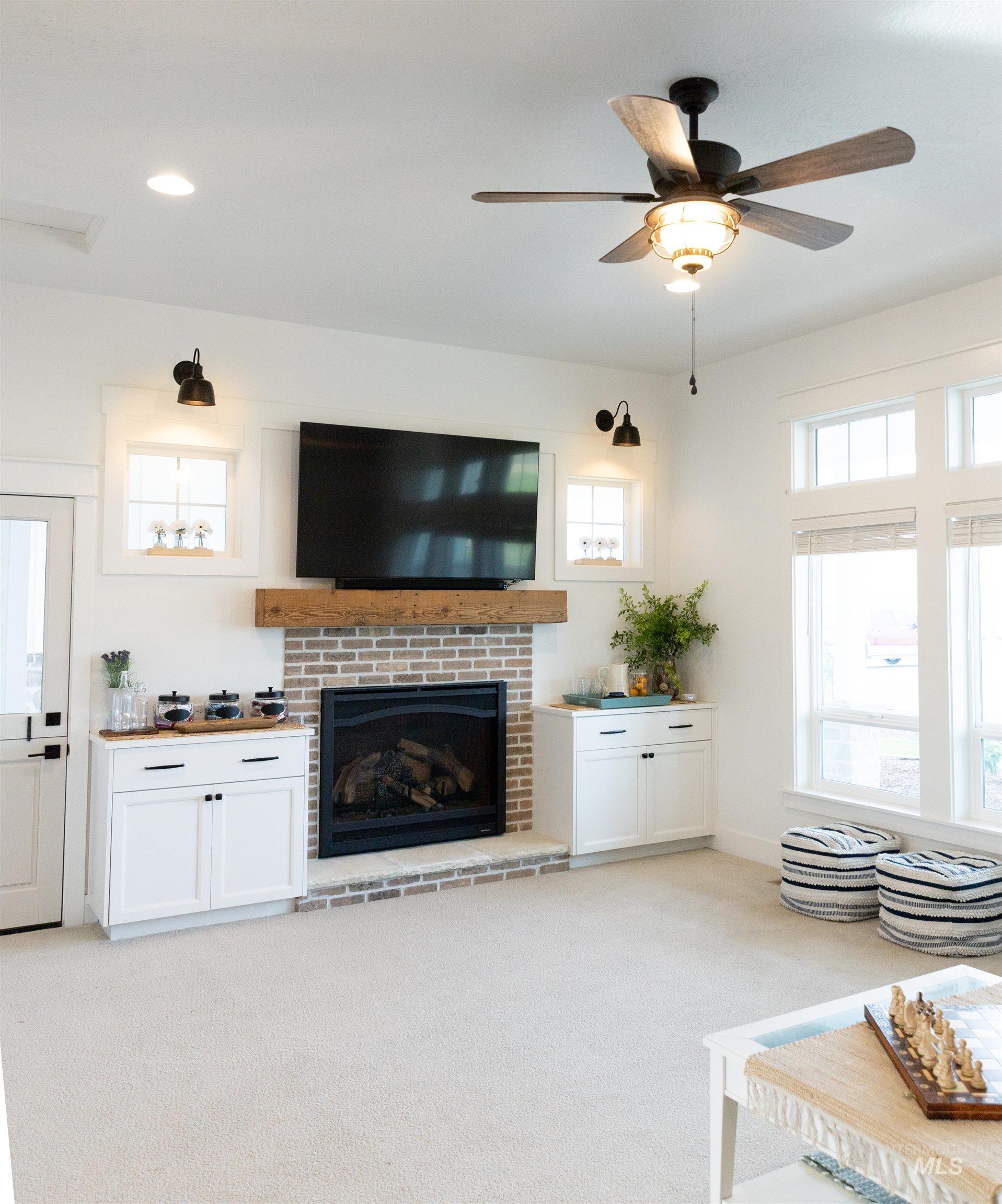property viewer photo 12
