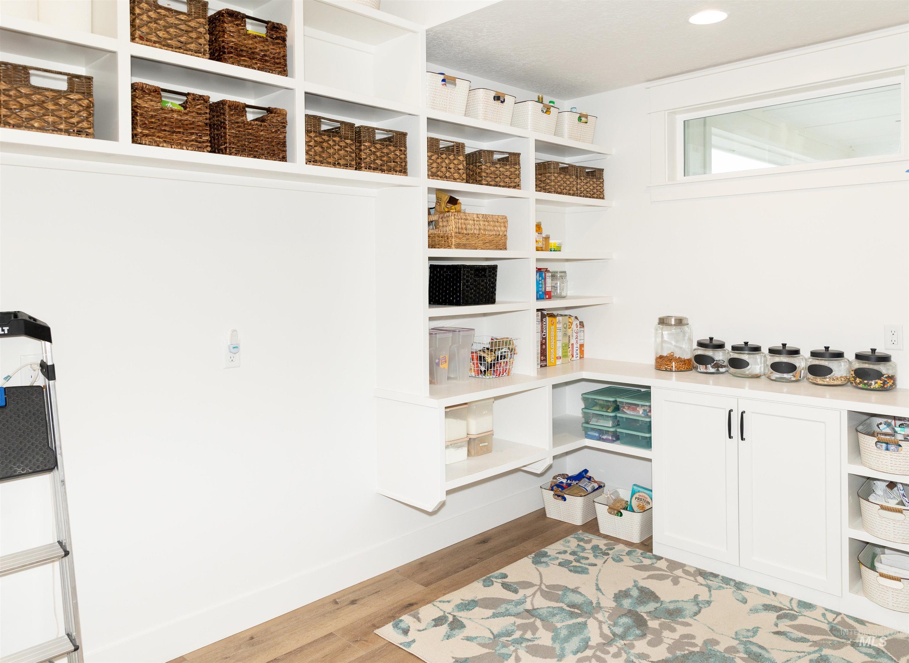 property viewer photo 24