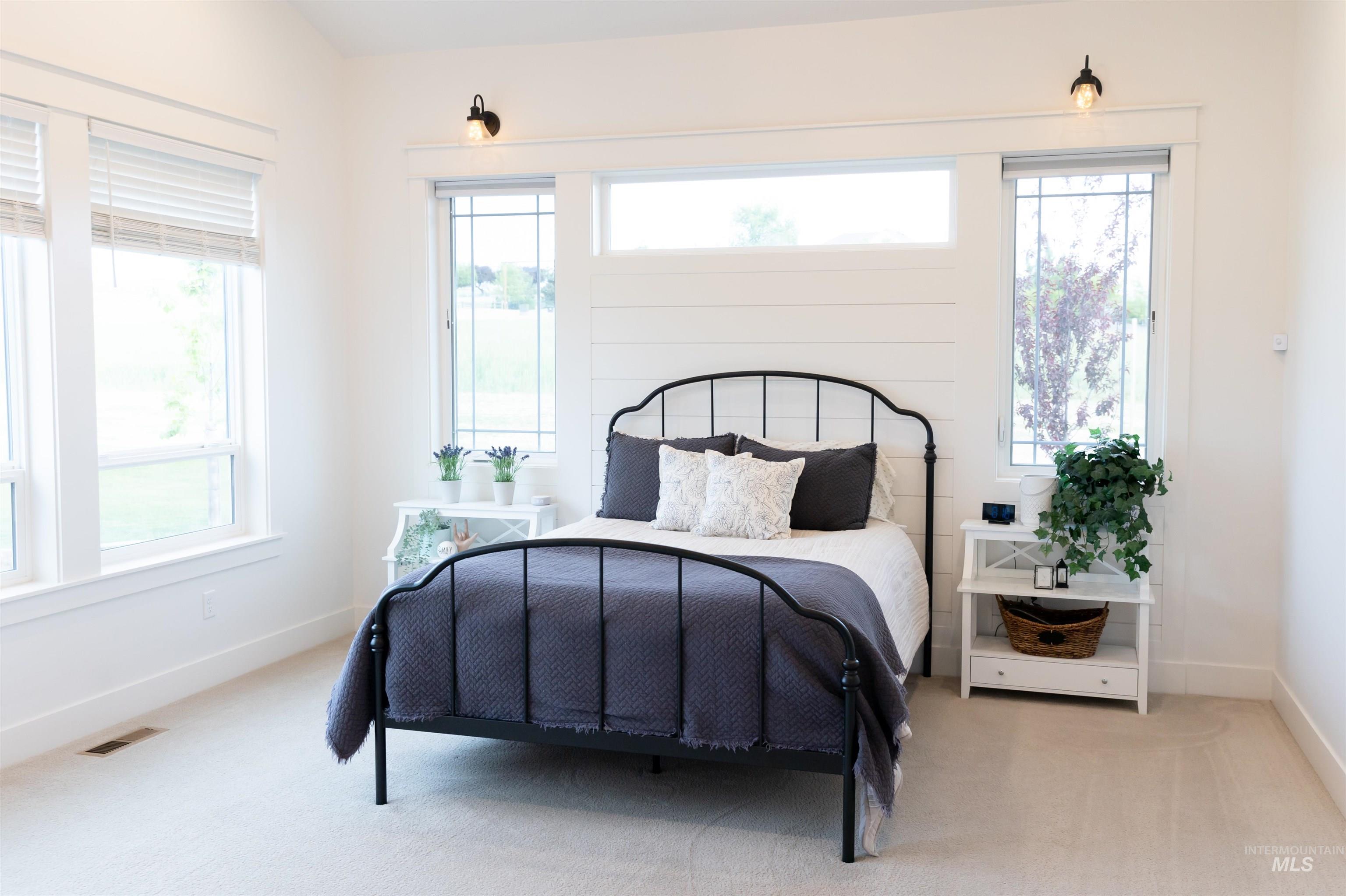 property viewer photo 27