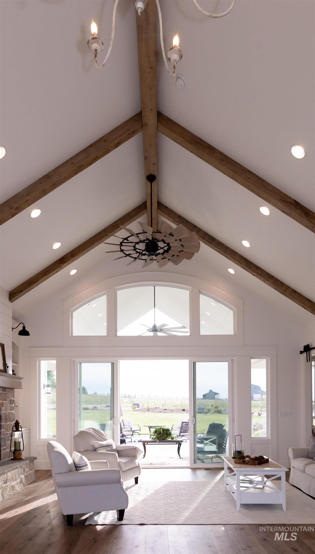 property viewer photo 45