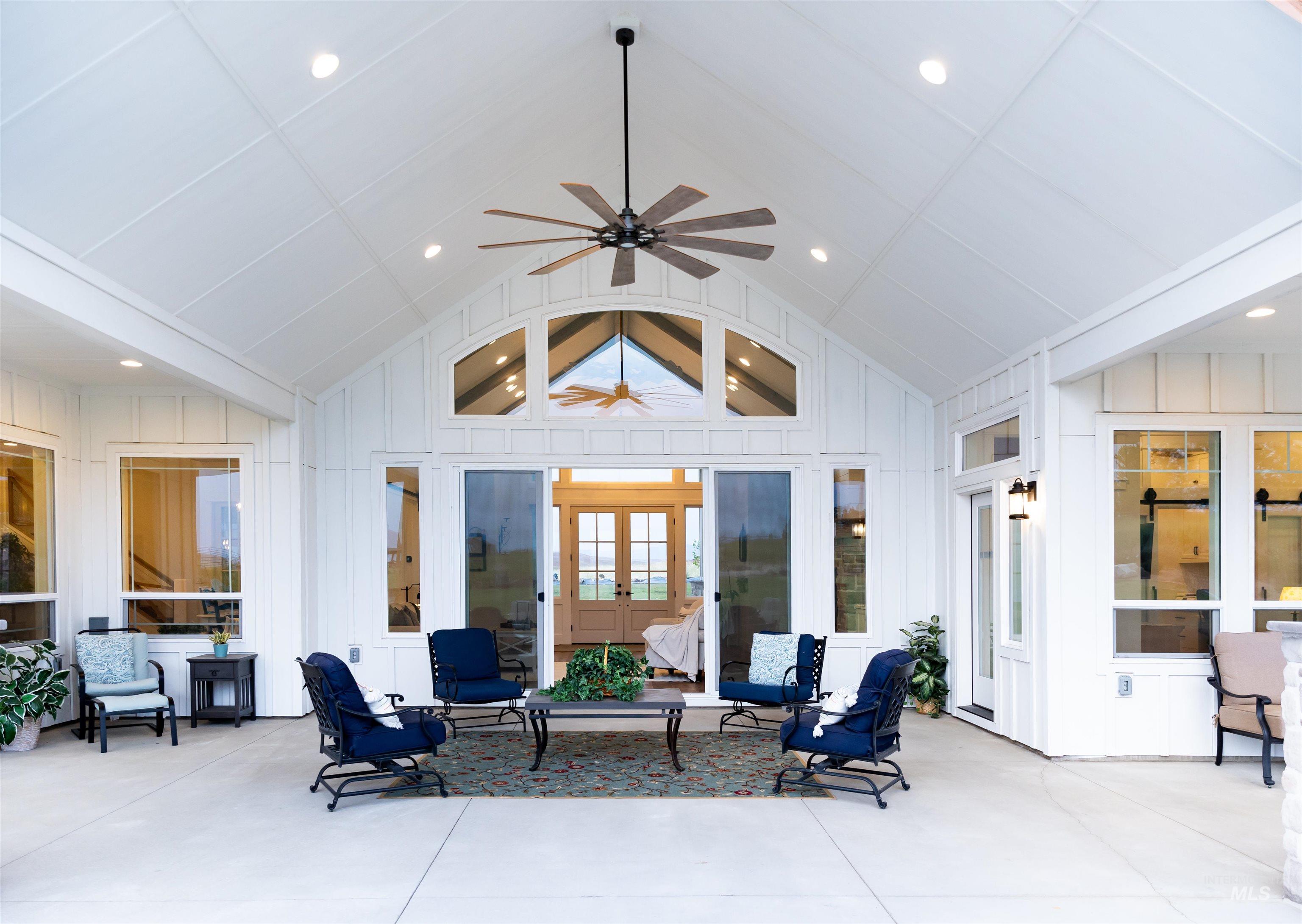 property viewer photo 46
