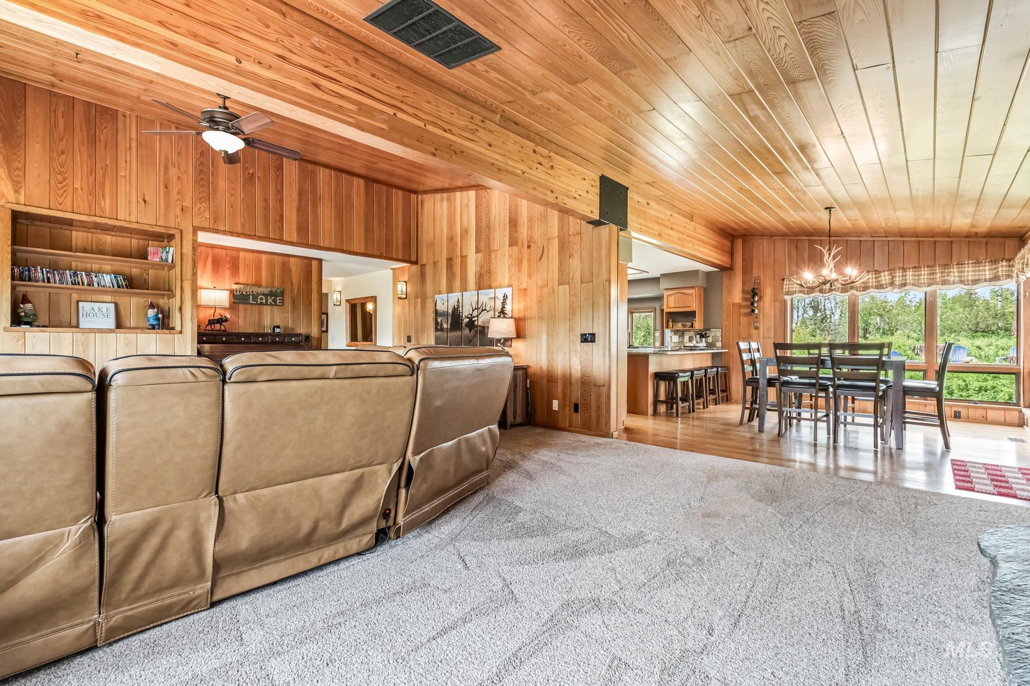 property viewer photo 24