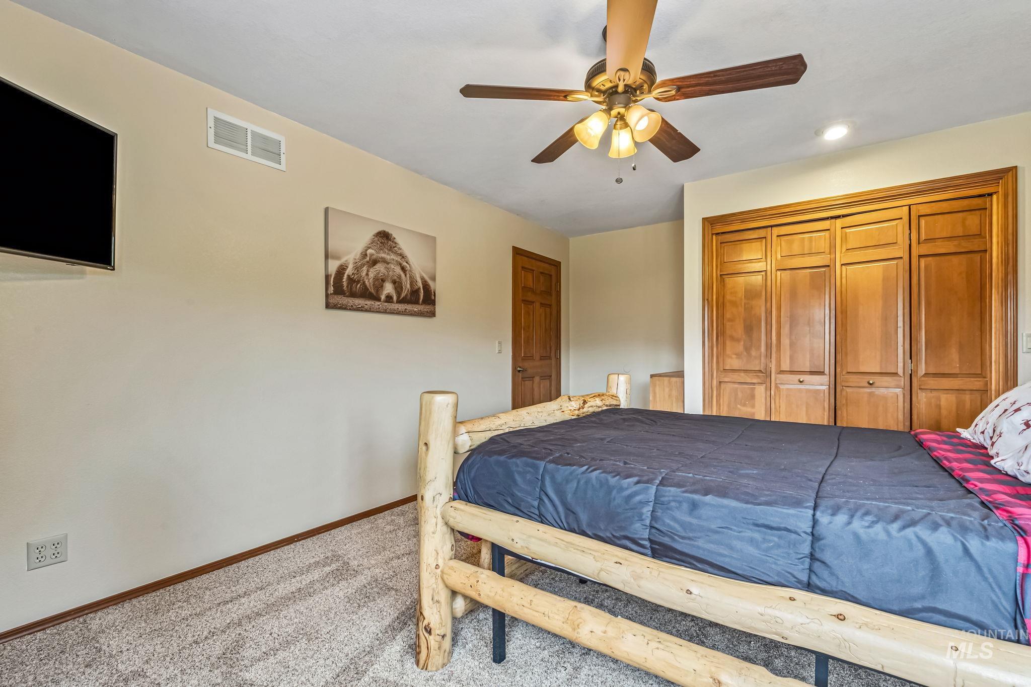 property viewer photo 29