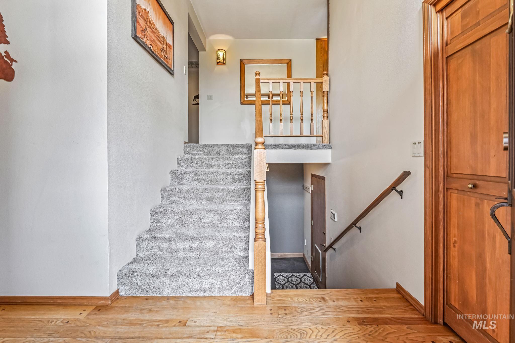 property viewer photo 31