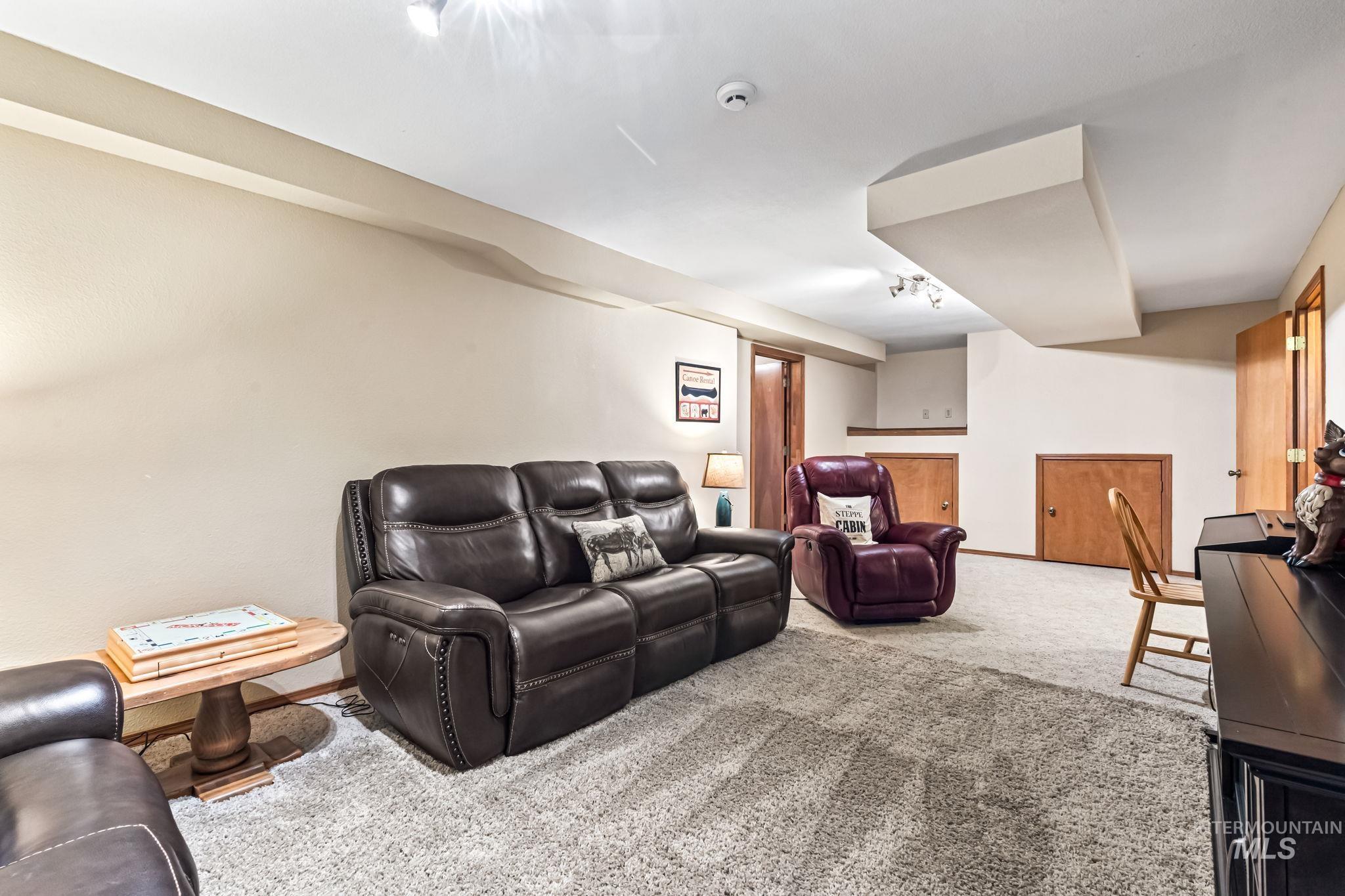 property viewer photo 33