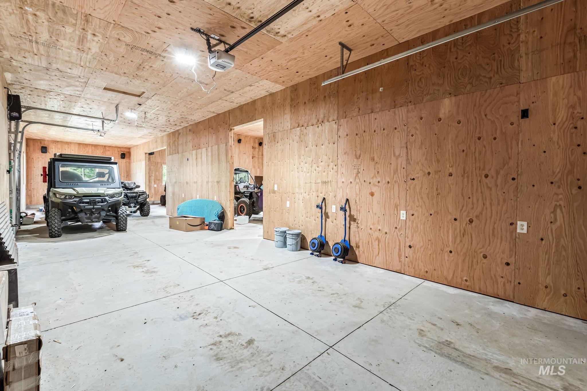 property viewer photo 38