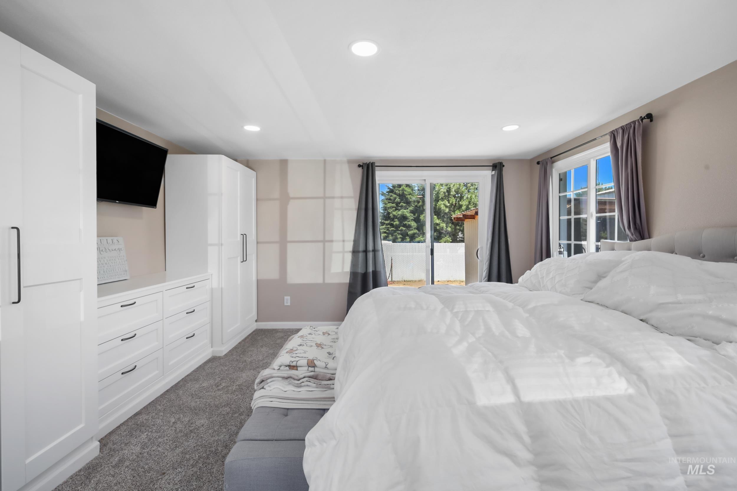 property viewer photo 14
