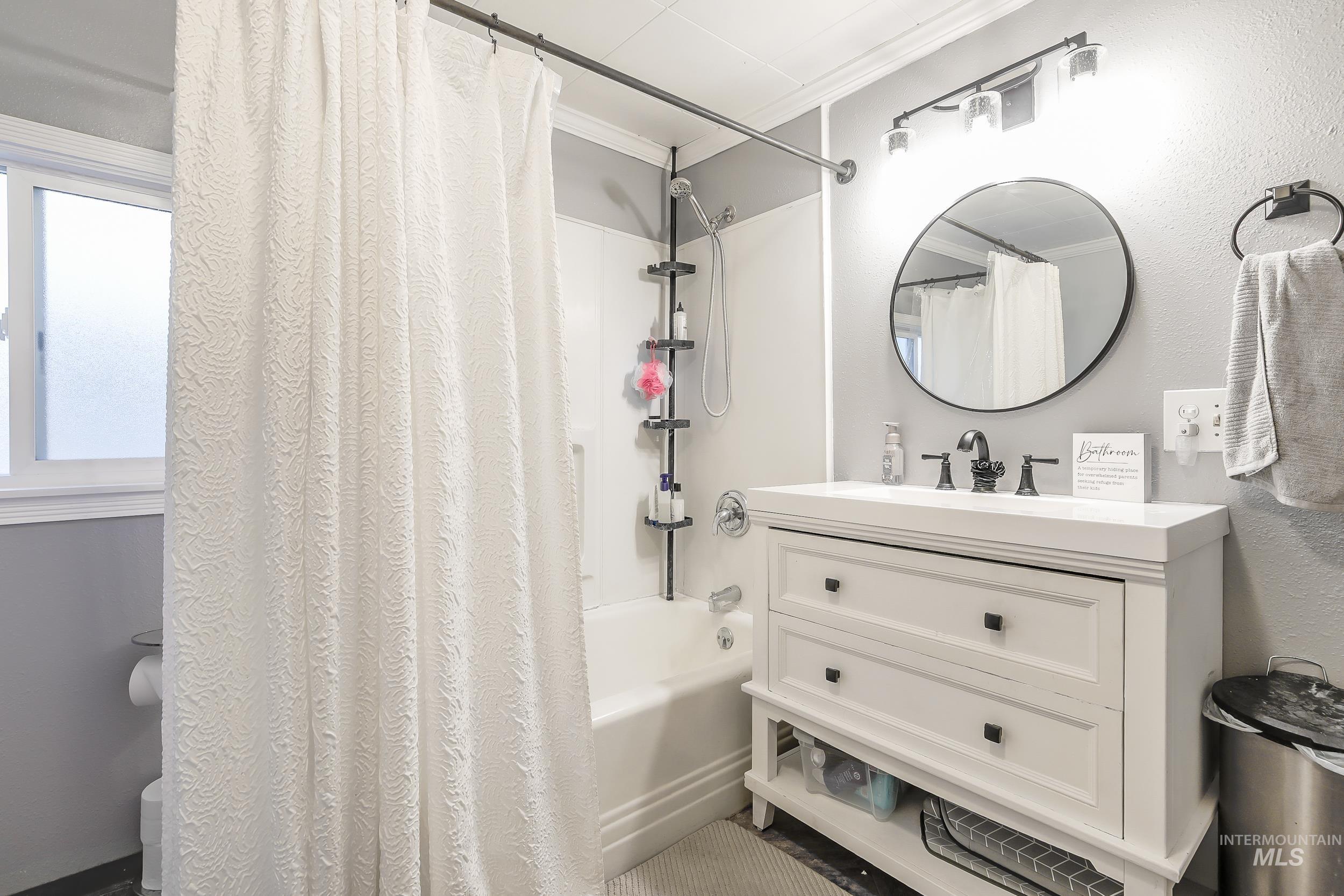 property viewer photo 18