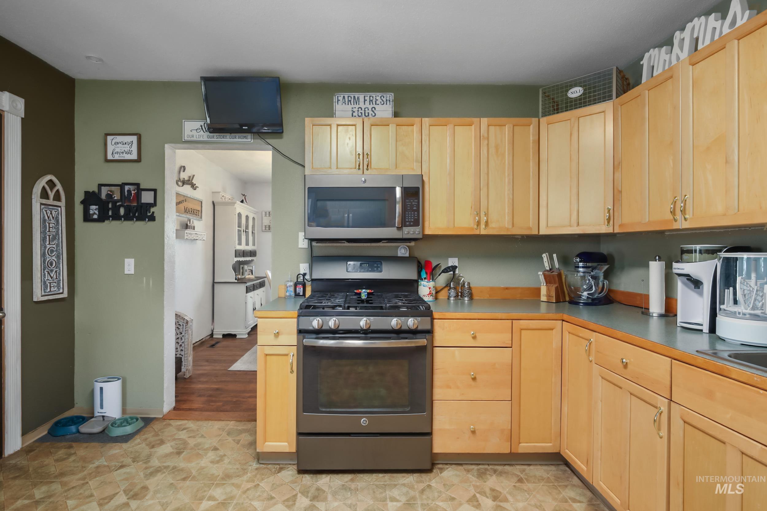 property viewer photo 6