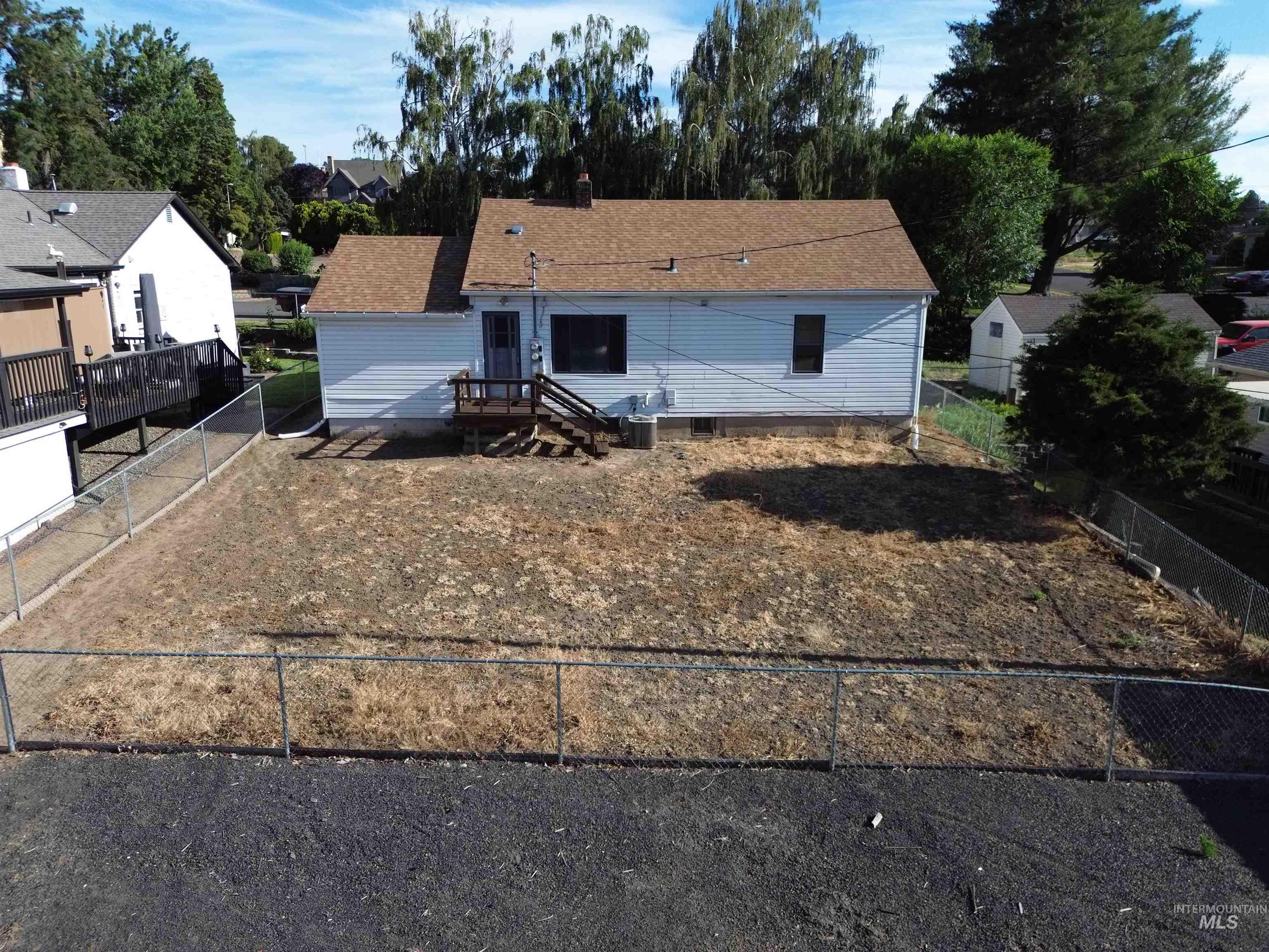 property viewer photo 1