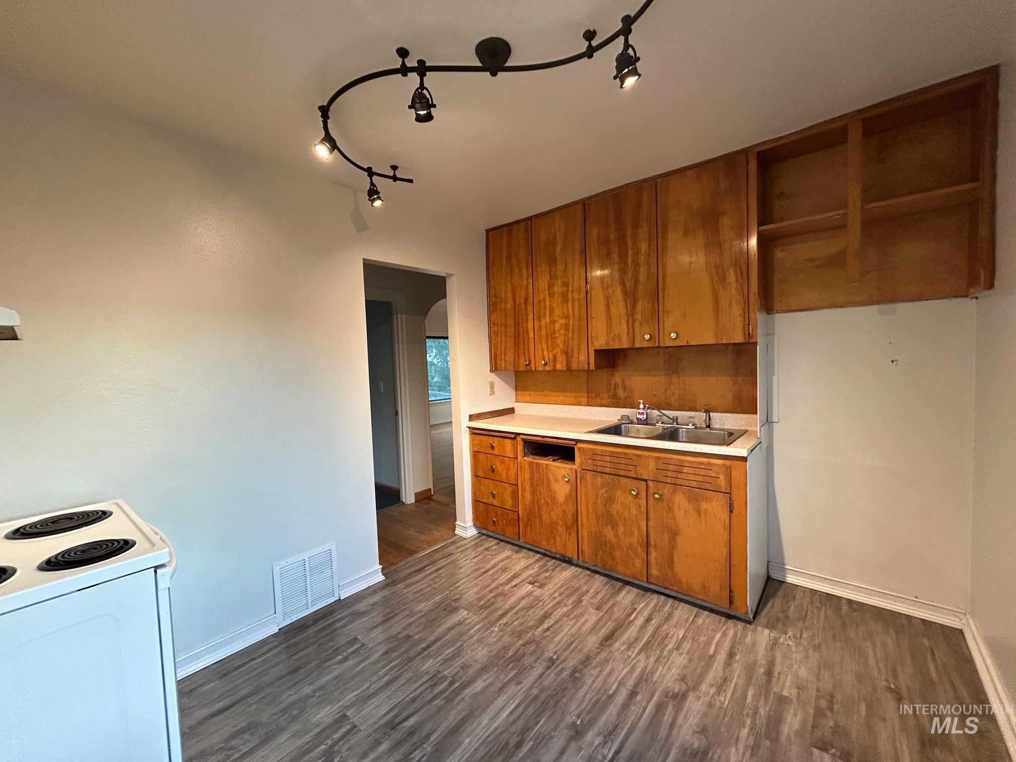 property viewer photo 10