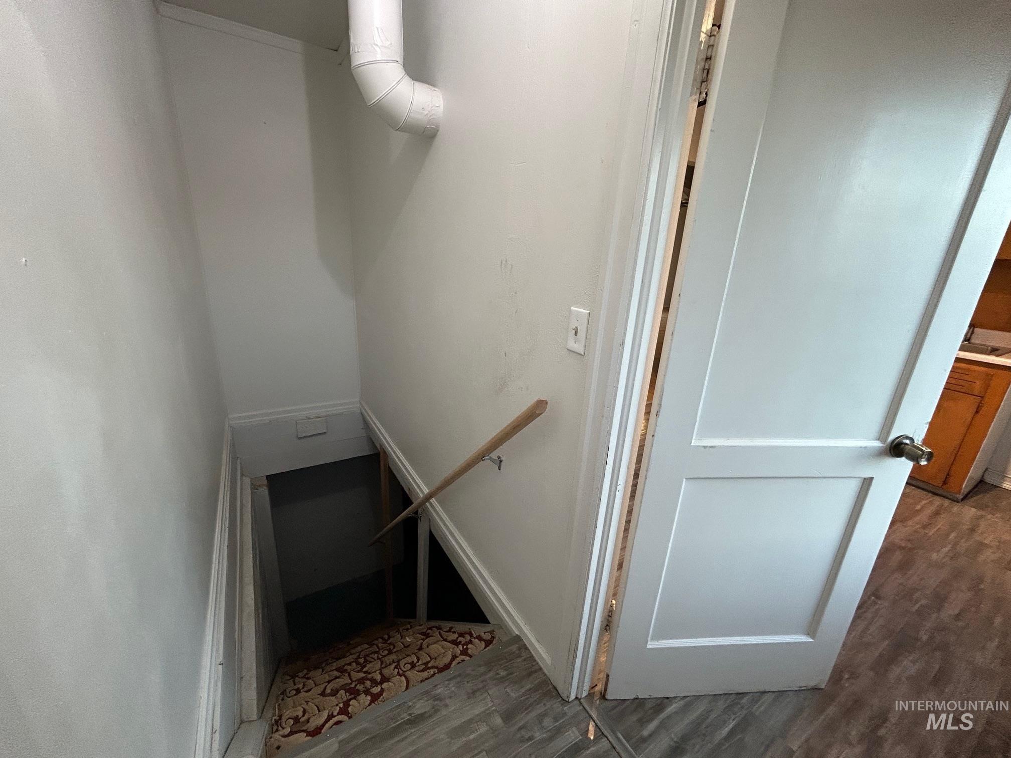 property viewer photo 16
