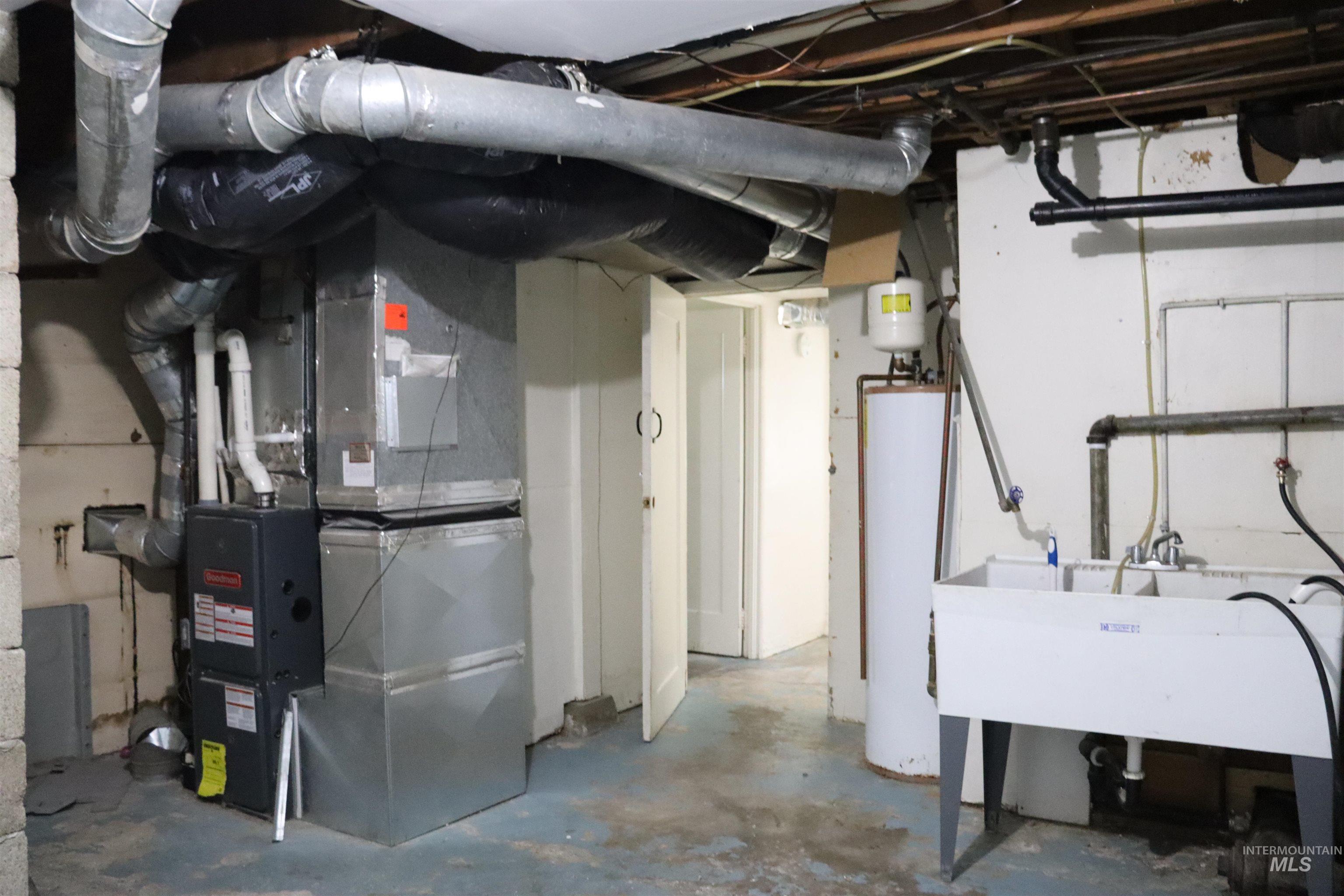 property viewer photo 25