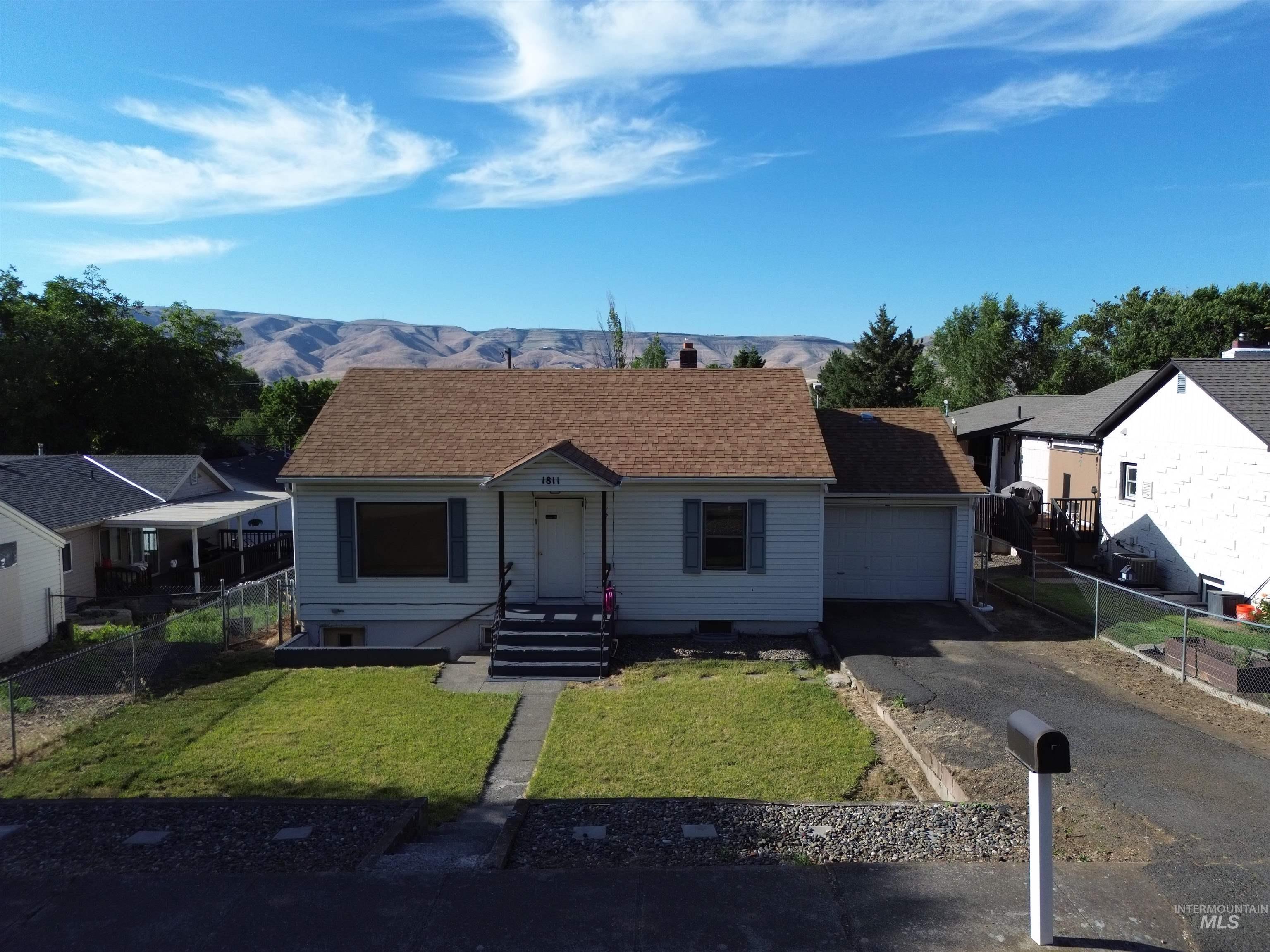 property viewer photo 6