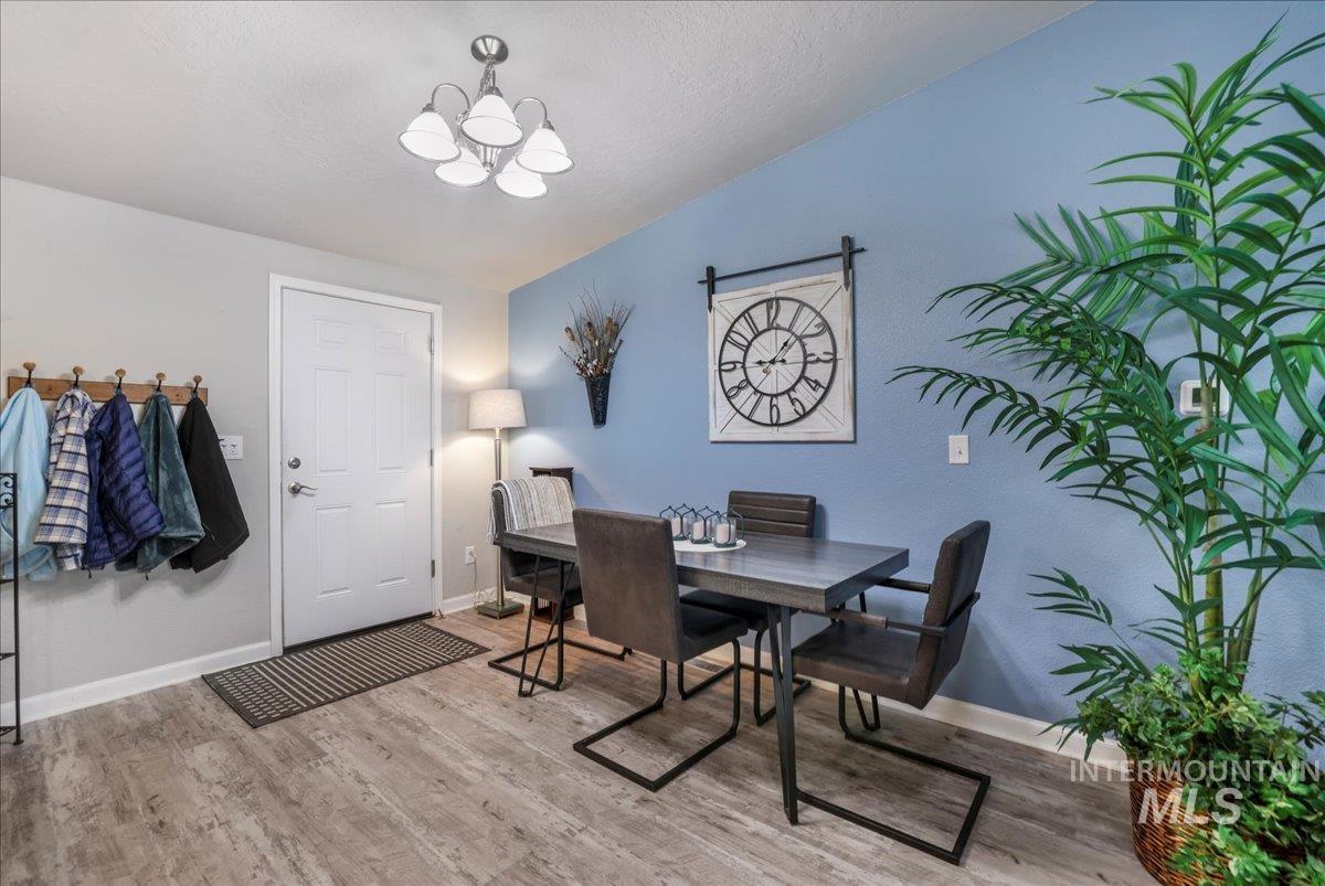 property viewer photo 13