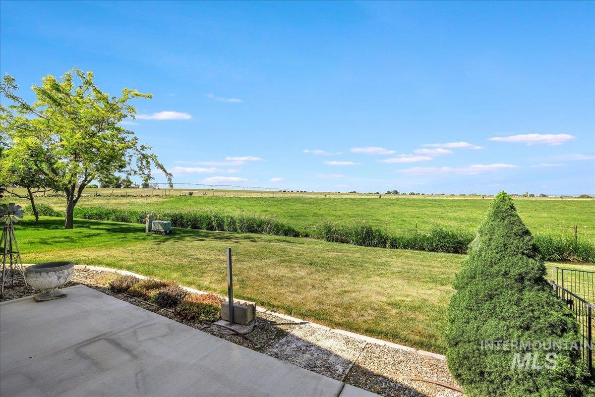 property viewer photo 17