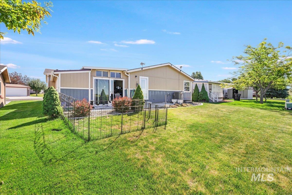 property viewer photo 19