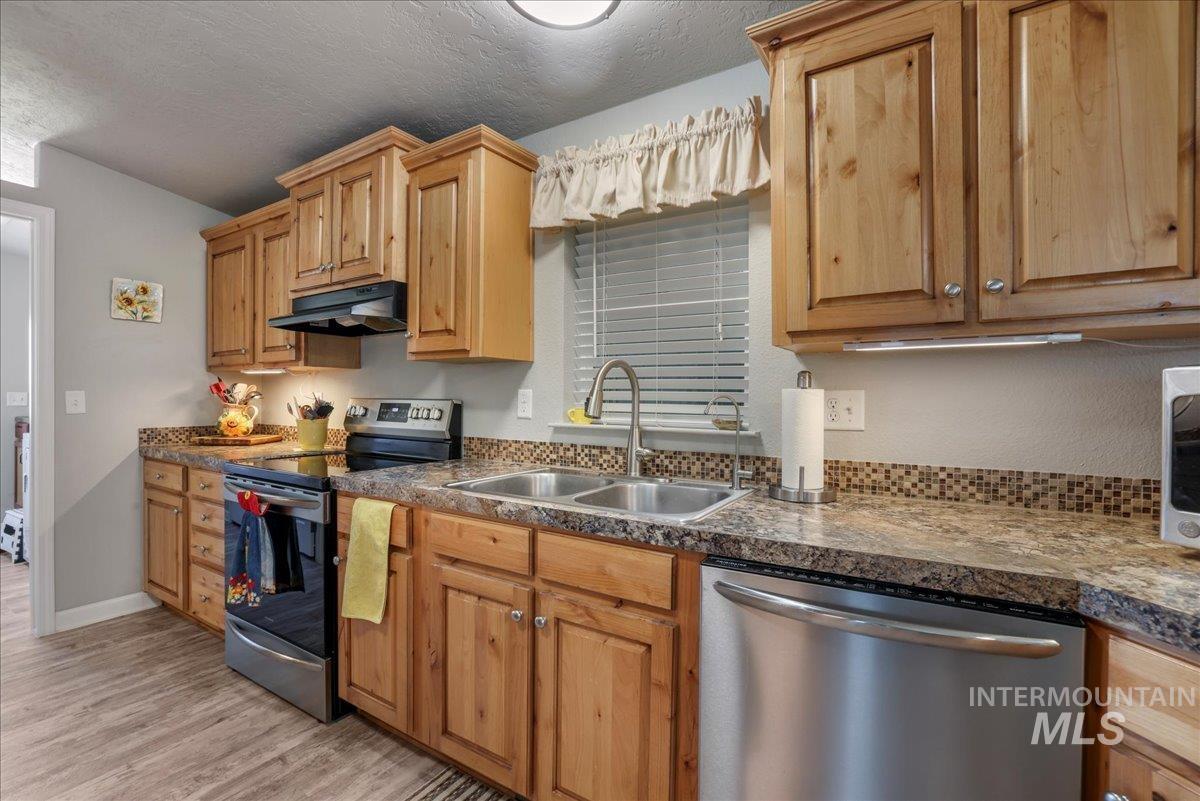 property viewer photo 3