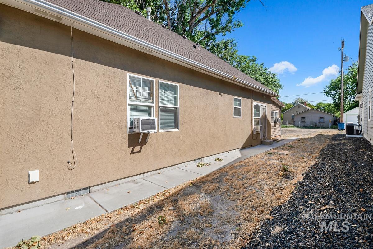 property viewer photo 4