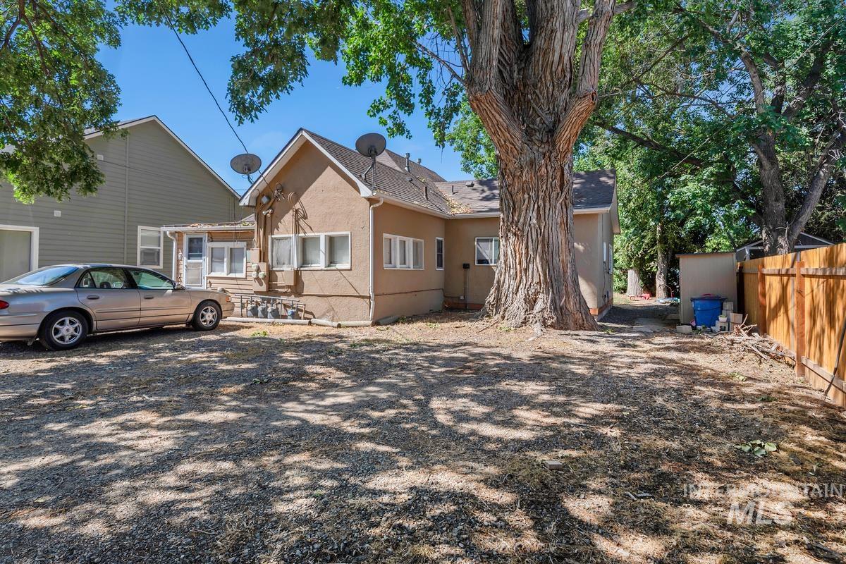 property viewer photo 6